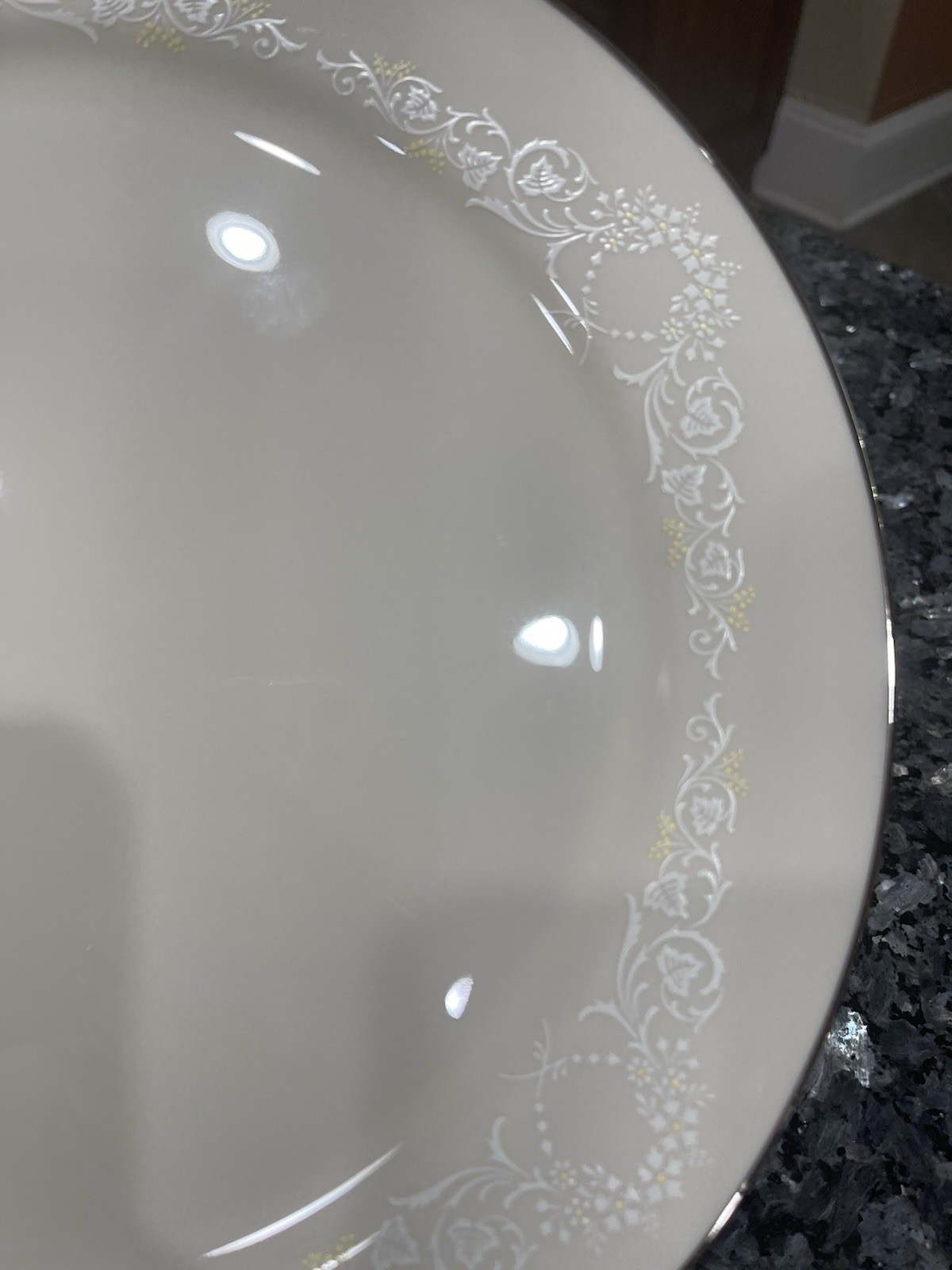 Pickard “Poetry” Porcelain Dinner Plates 10 7/8 Set Of 2 Made In USA