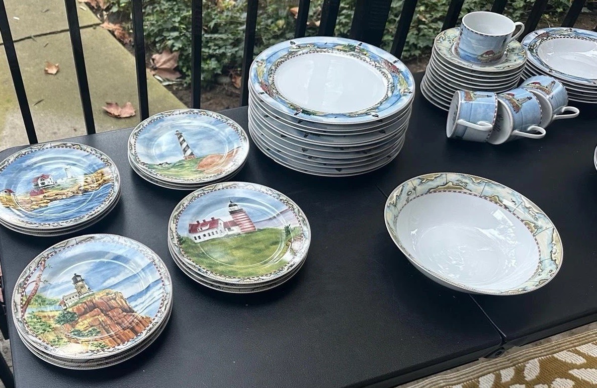 51 AMERICAN ATELIER SIGNALS LIGHTHOUSE NAUTICAL ROUND PLATTER 12″
