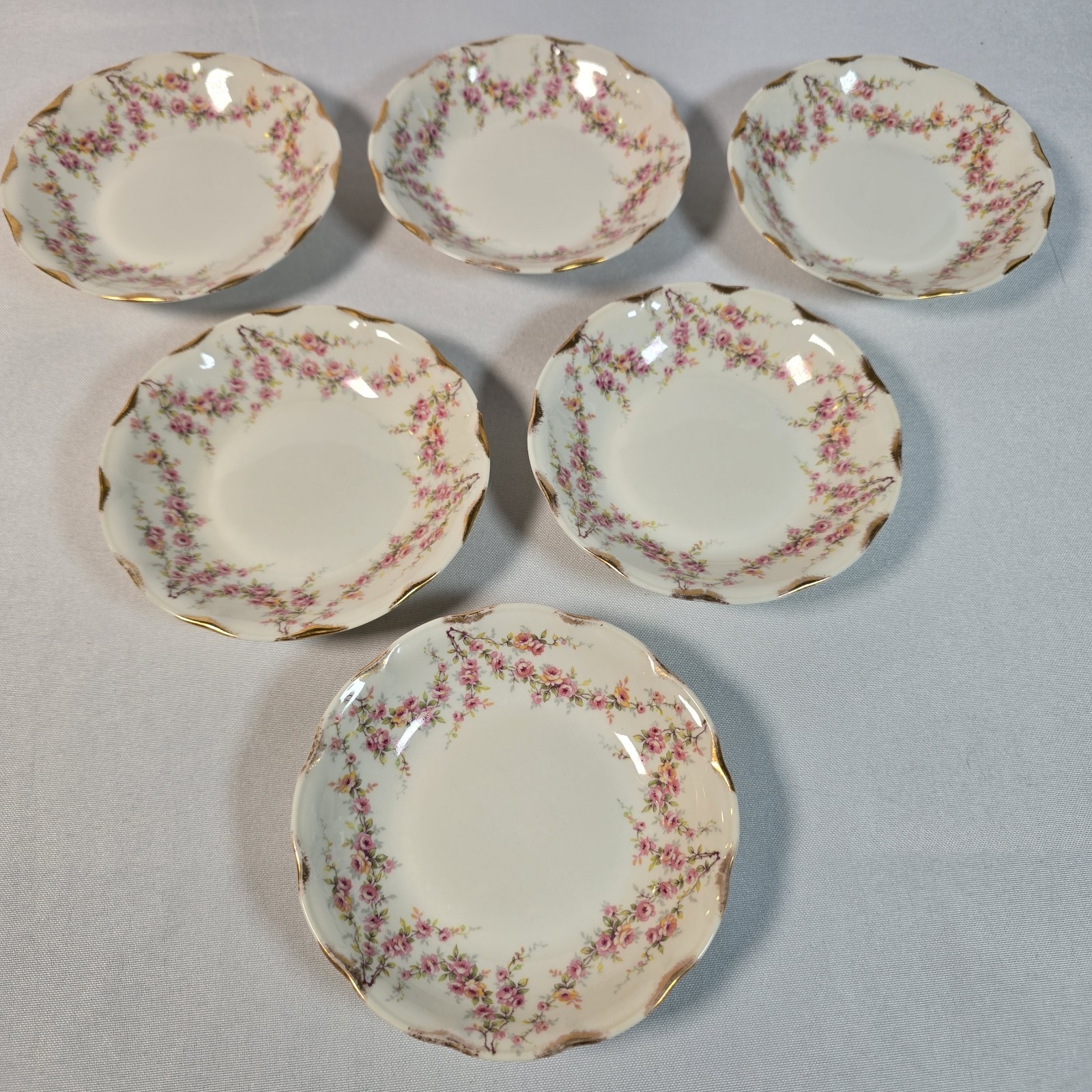 6 Theodore Haviland Varenne USA 5 in Small Dessert Fruit Bowls Tiny Roses chip*