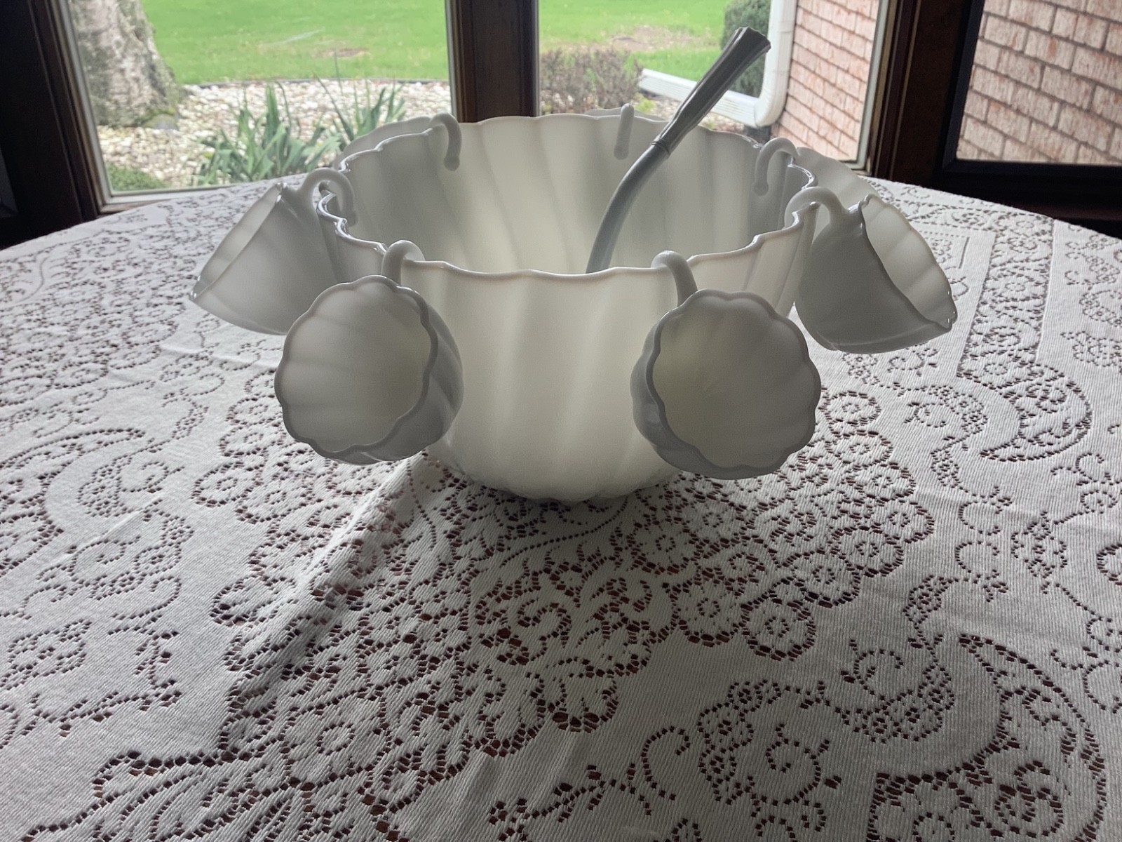 Vtg Hazel Atlas Milk Glass Alpine White Swirl Punch Bowl 12 Cups W Vtg Ladle