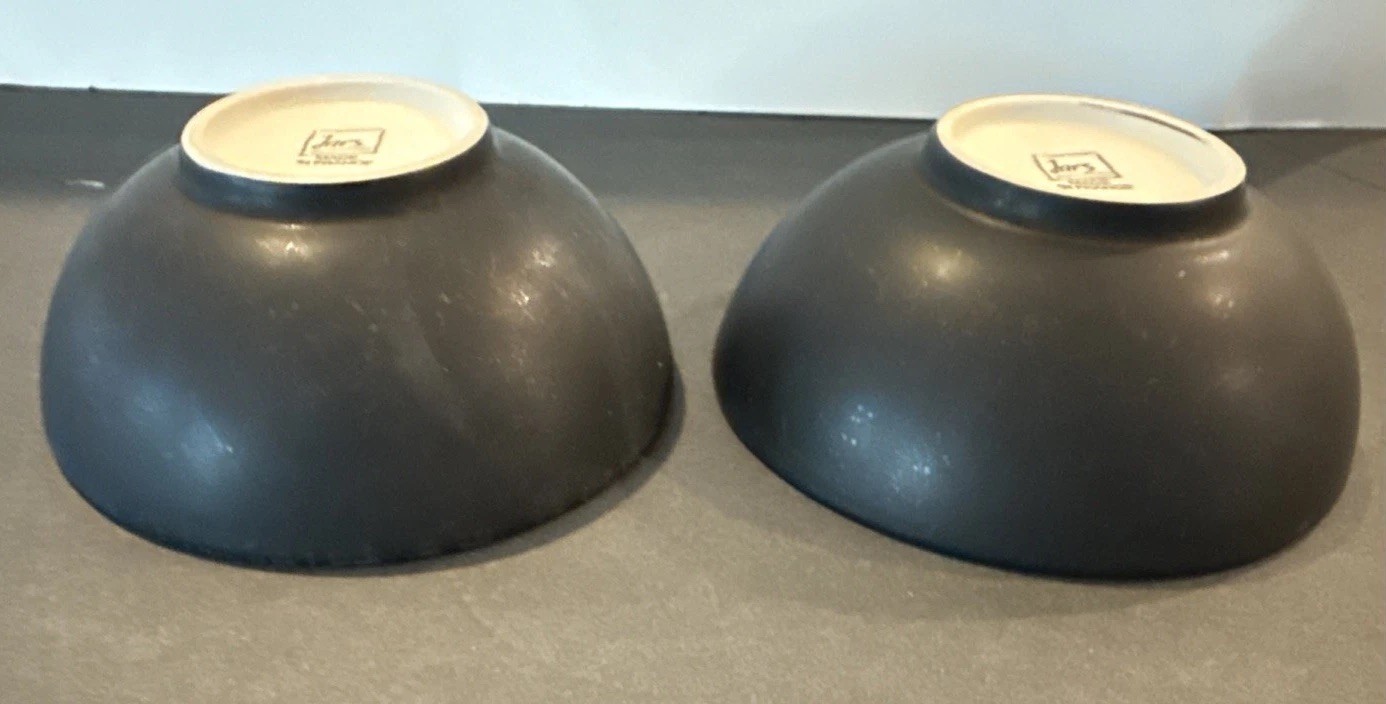 Lot of 2 Jars Cereal Soup Bowl Matte Black Green 5 1/2 Inches Made In France