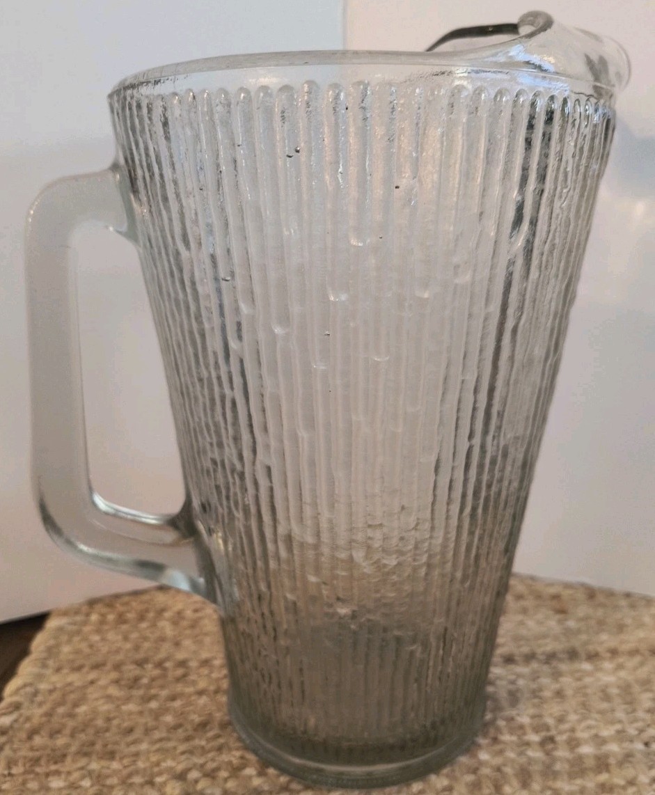 Vintage Tree Bark Design Clear Jeannette Pitcher – ExcellentCondtion! 9″ To Rim
