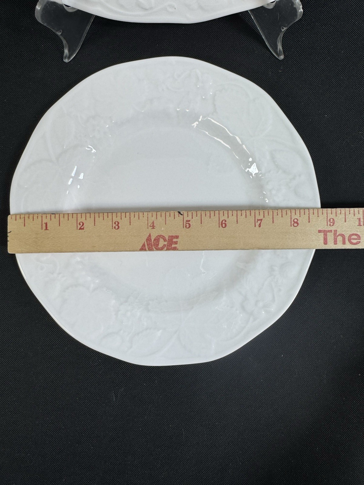 Wedgewood Strawberry/ Vine Bone China~(1)~5 piece place setting~Made In England