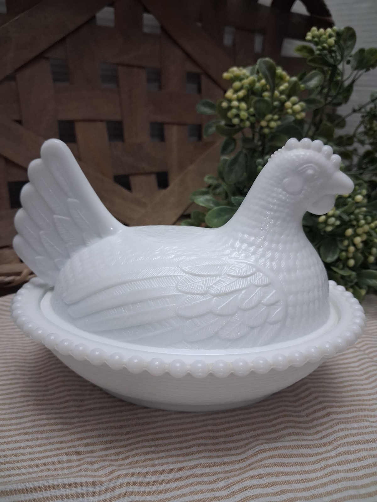 Vintage Indiana White Milk Glass Chicken Hen On Nest Covered Bowl Candy Dish 7″