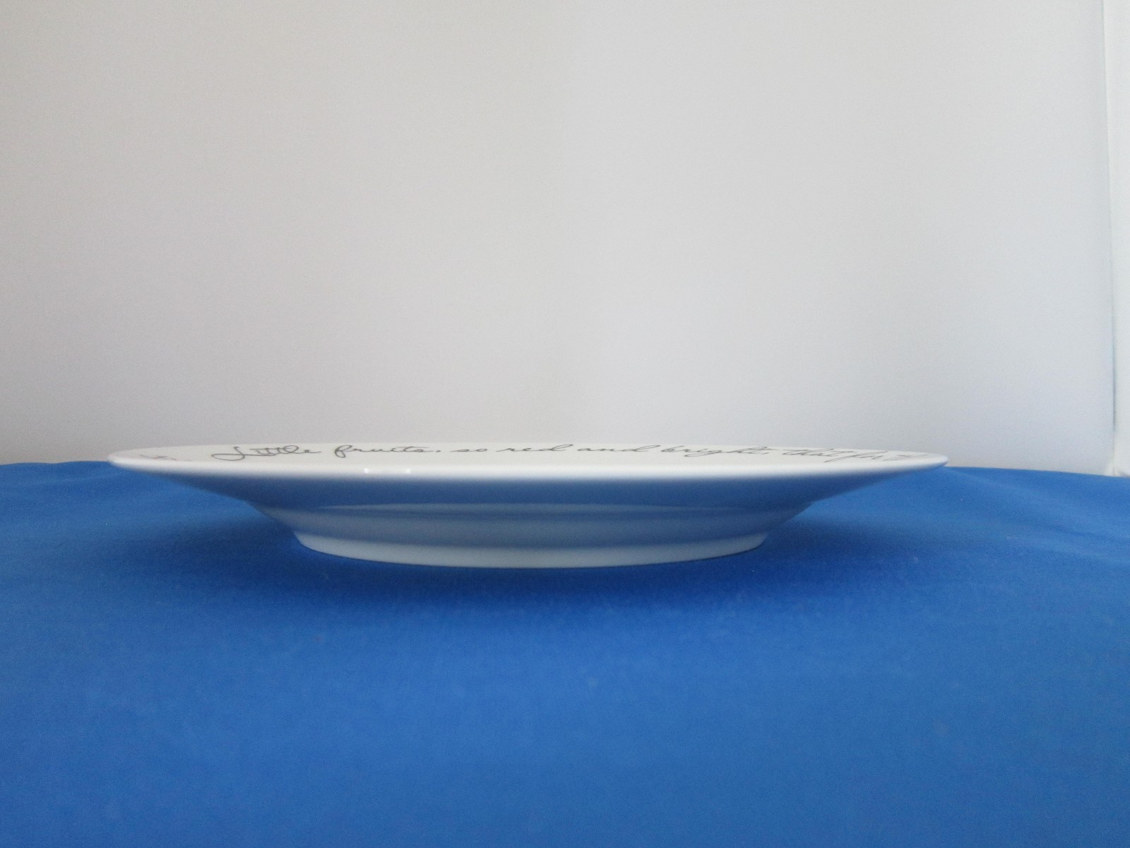 Williams – Sonoma Orchard Suite, Cherry, Luncheon / Dessert Plate(s)