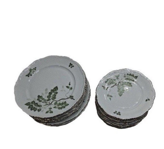 Mint – Mitterteich Bavaria Green Leaves 16 Piece Plate Set 8 Dinner and 8 Salad