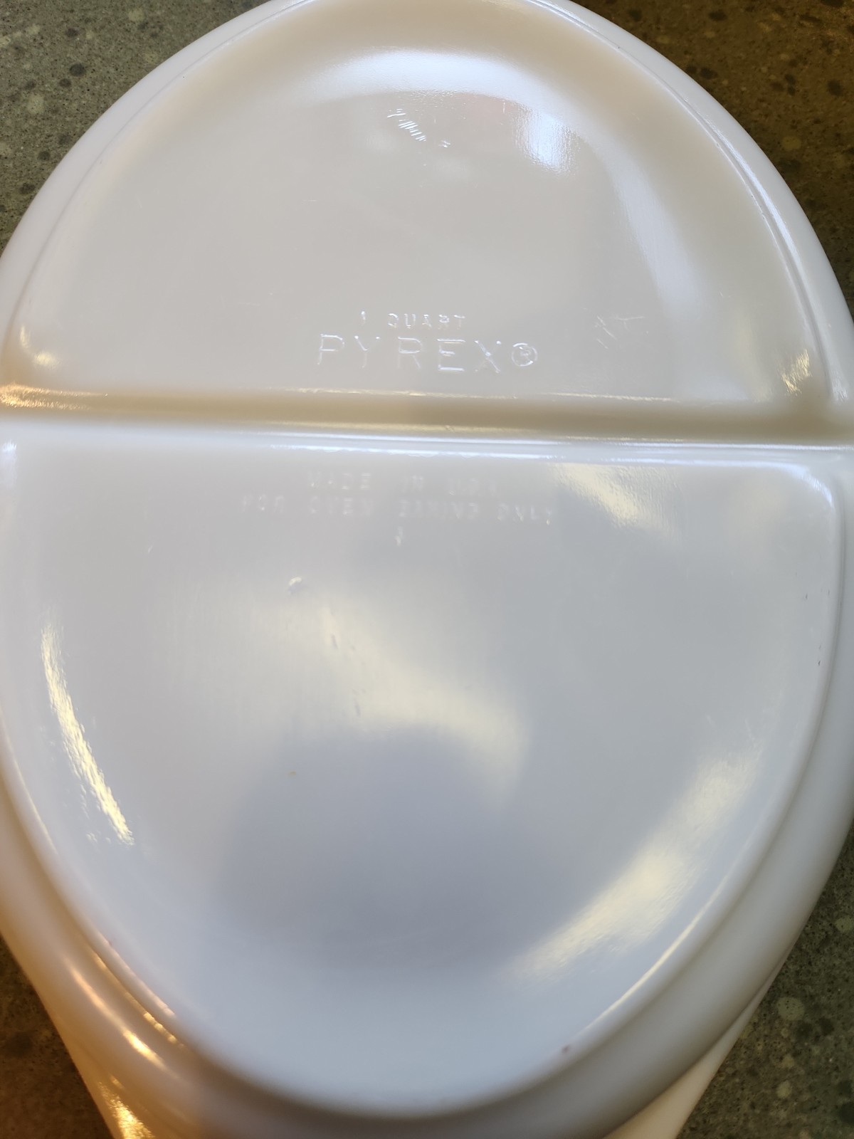 Vintage Pyrex Verde Floral 1 Quart Divided Casserole Dish Avocado Green