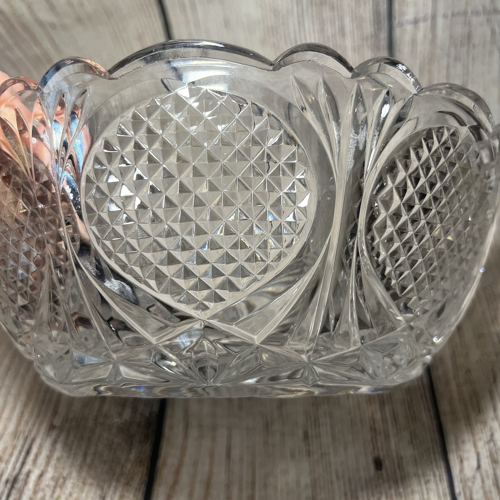 American Brilliant Period Cut Glass Crystal Bowl 9″ Scalloped Intricate ABP