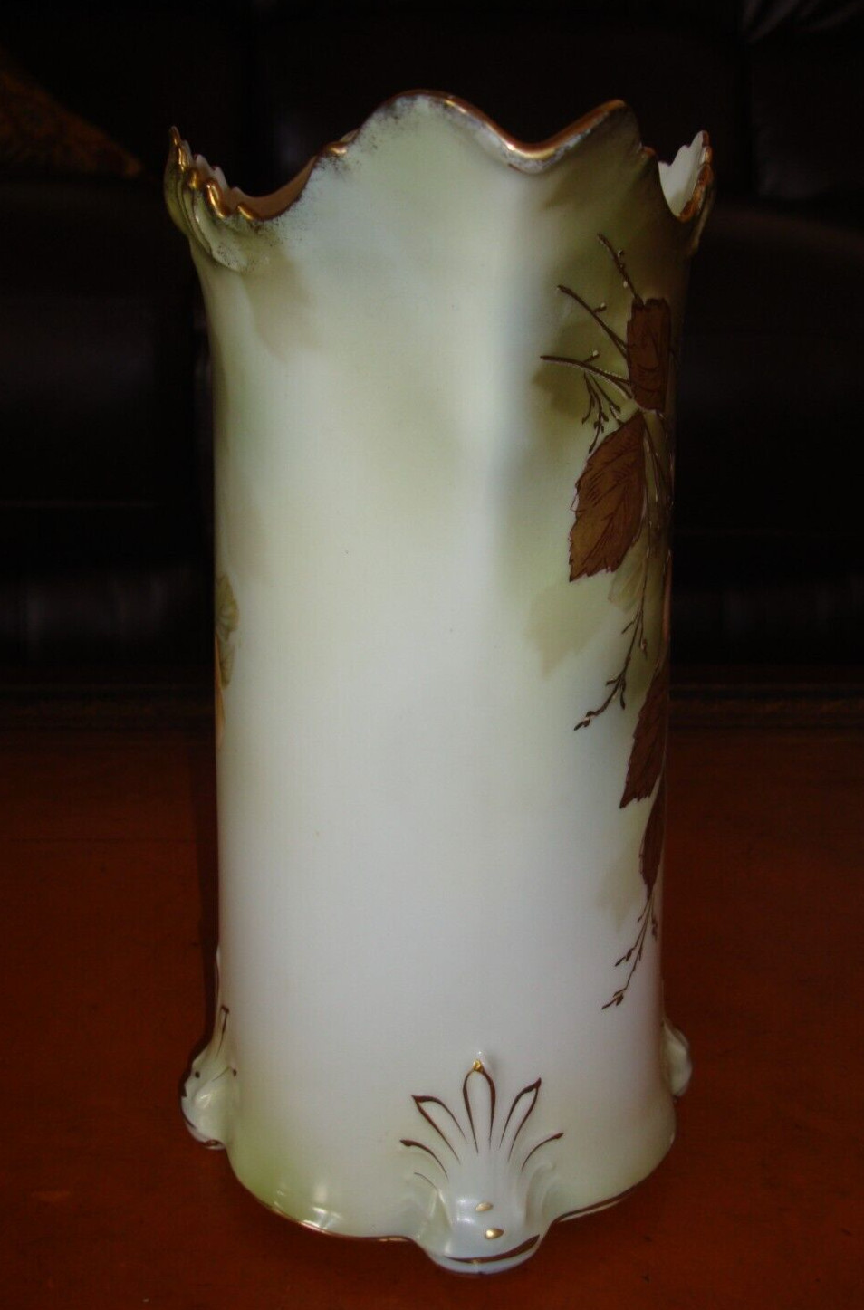UNMARKED R.S. GERMANY PITCHER VASE TANKARD, ROSES & GOLD 10″