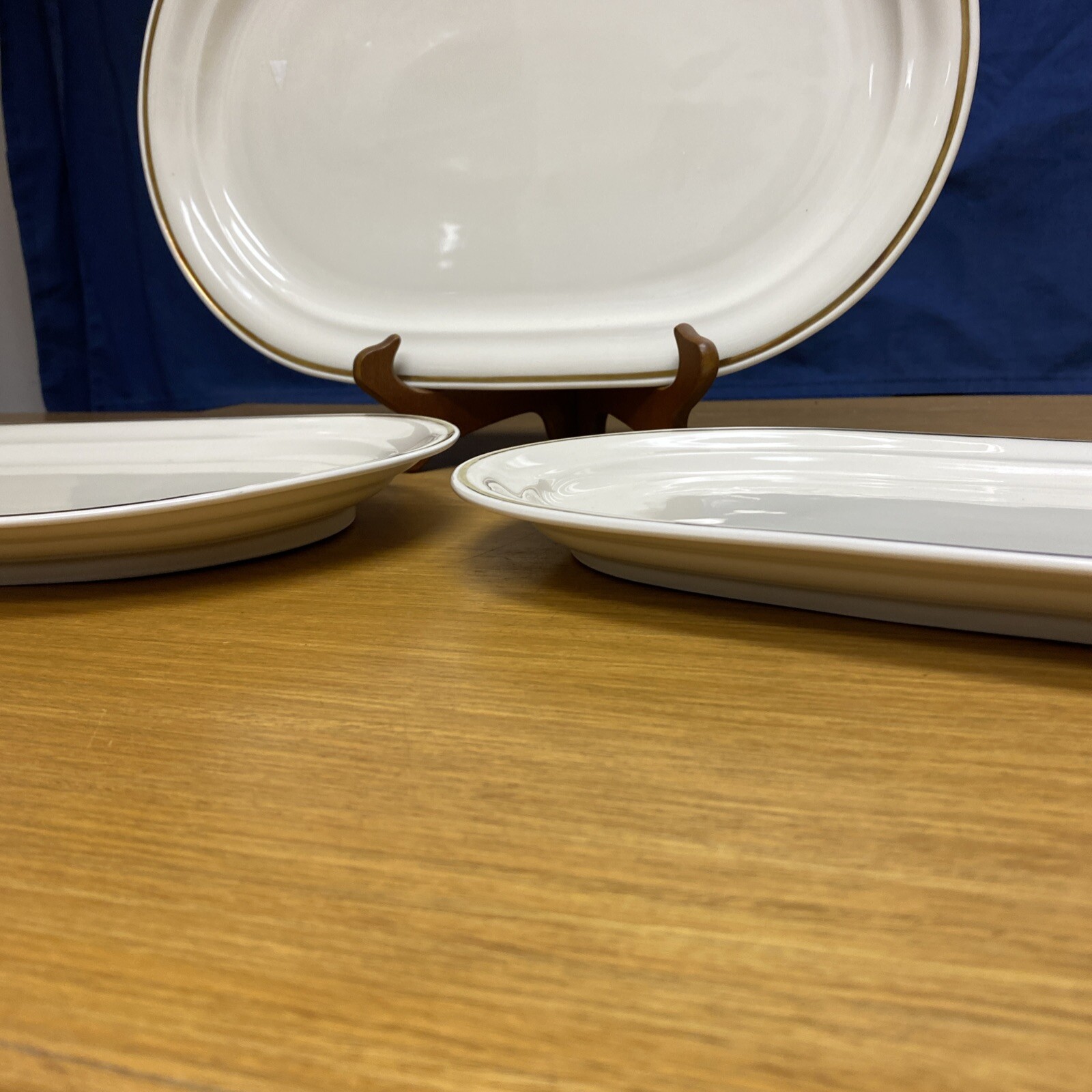 3 Vtg. Weimar Feodora Goldreif Ivory 16 1/2” – 15” – 13” Oval Serving Platter’s