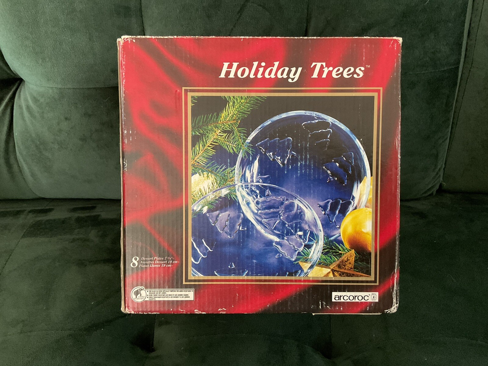 Arcoroc Glass Dessert Christmas Plates Holiday Trees 1 set of 8 in Original Box