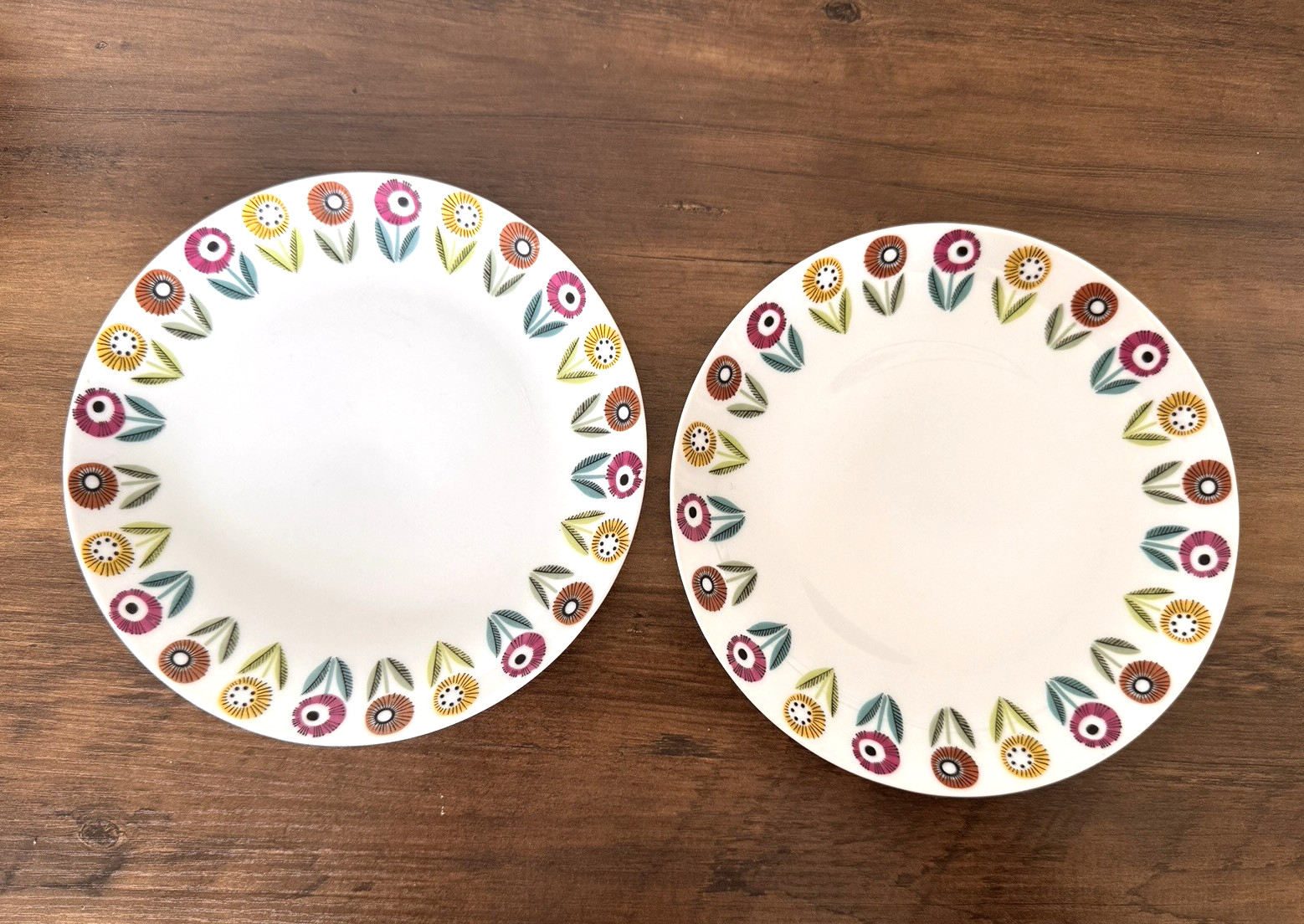 2 Bread Plates-Bellis Pattern-7 Inches-Upsala Ekeby-Sweden-1950/60s