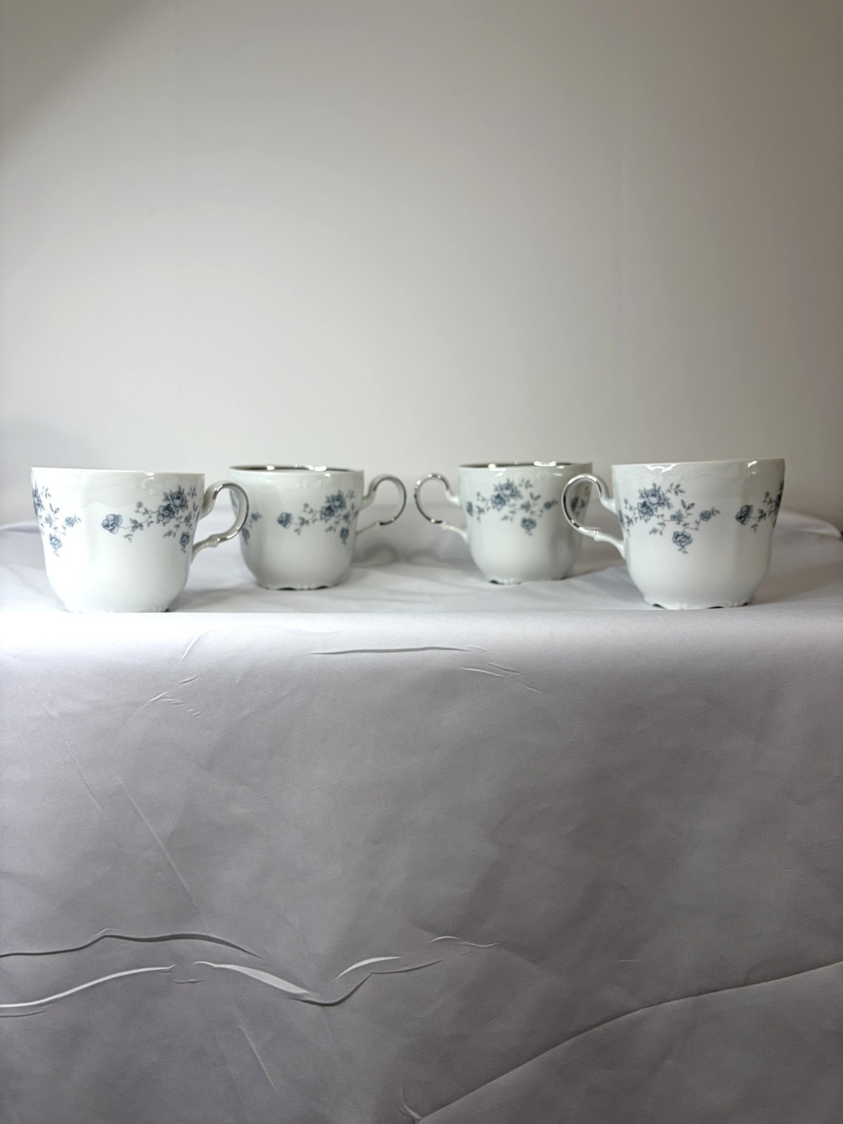 Johann Haviland Blue Garland Cups Set of 4 Bavaria Germany Floral Tea Coffee Vtg
