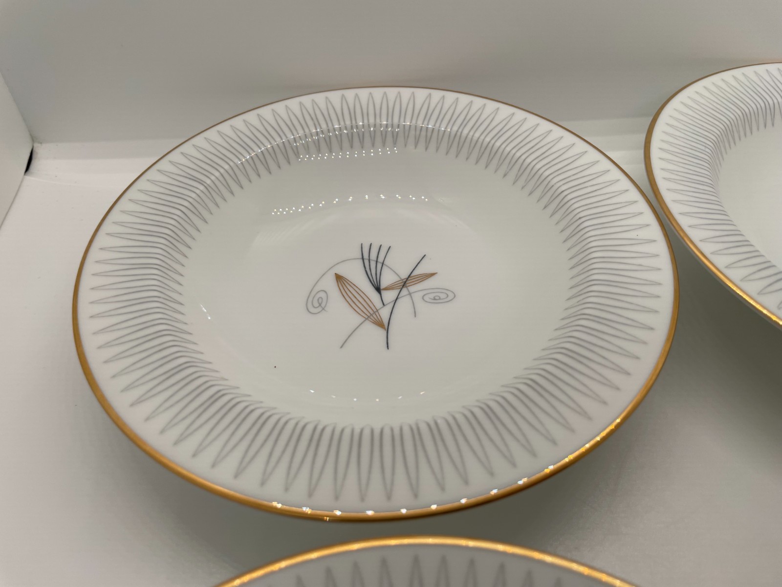 Noritake “Clinton” 6 Inch Rimmed Fruit Bowl Set of 4 Great