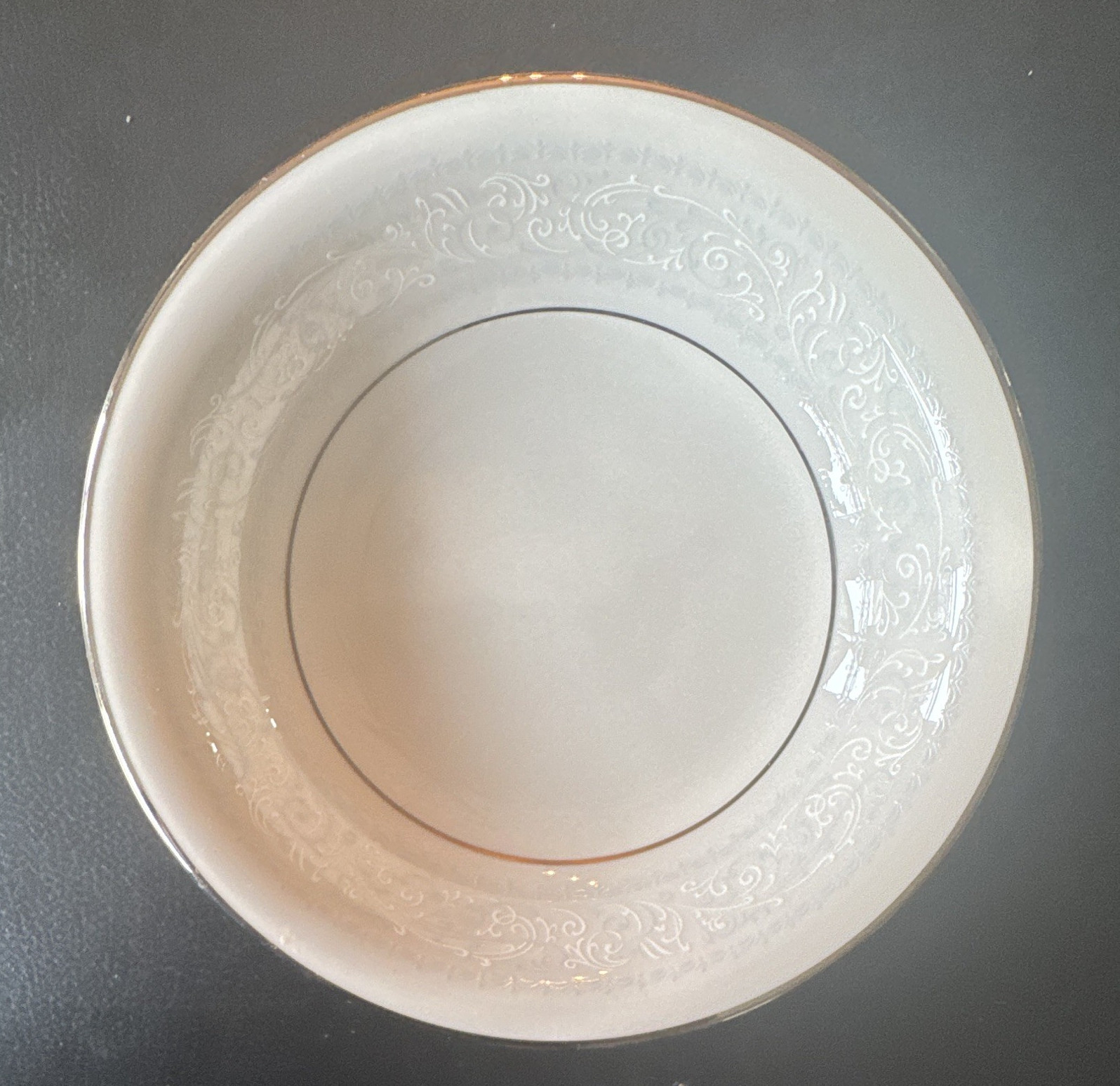 Noritake Ivory China Trudy 7087 White Round Fruit / Dessert Bowl Japan