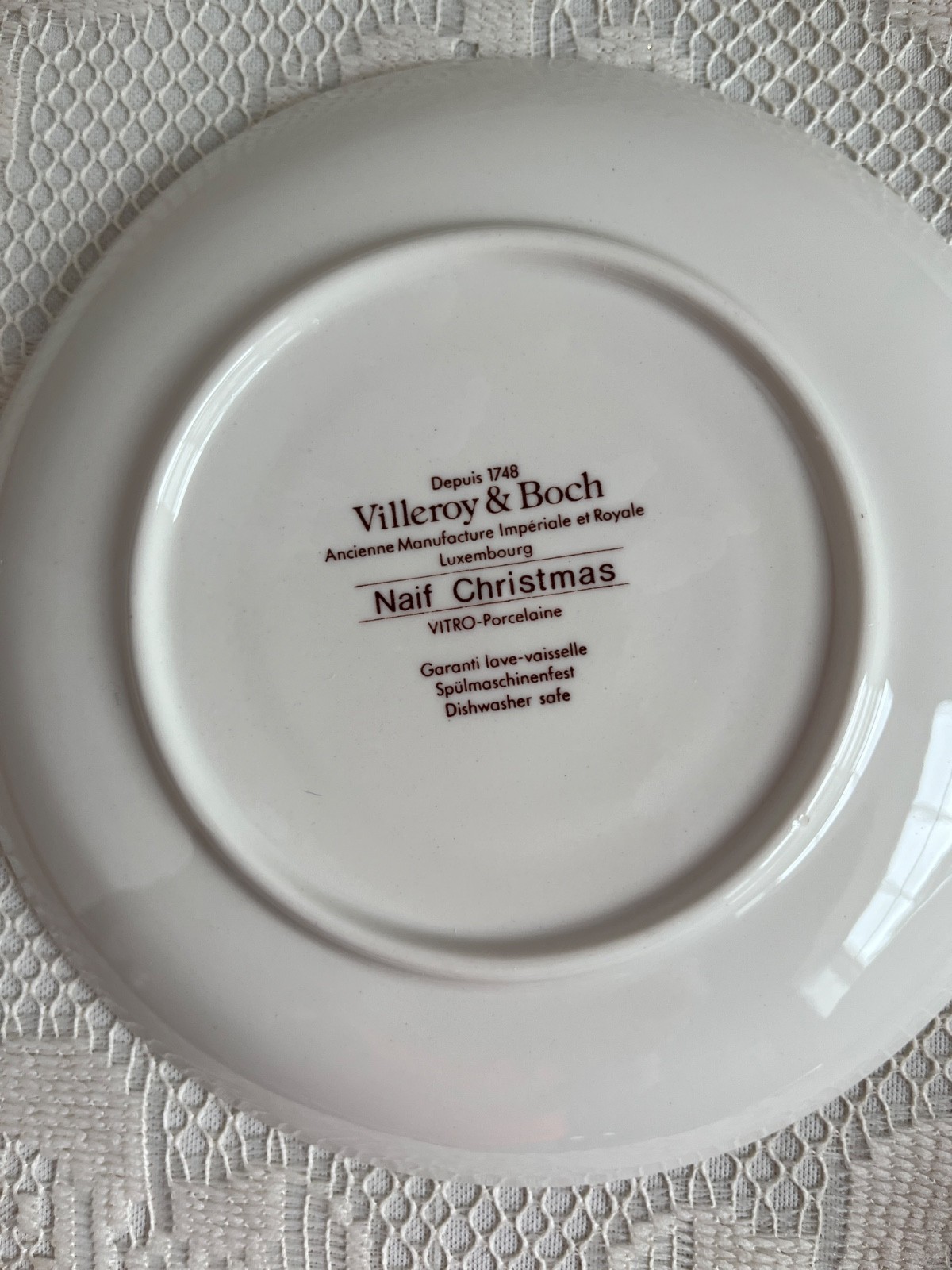 Villeroy Boch Naif Christmas Cup Saucer Gerald Laplau Luxembourg