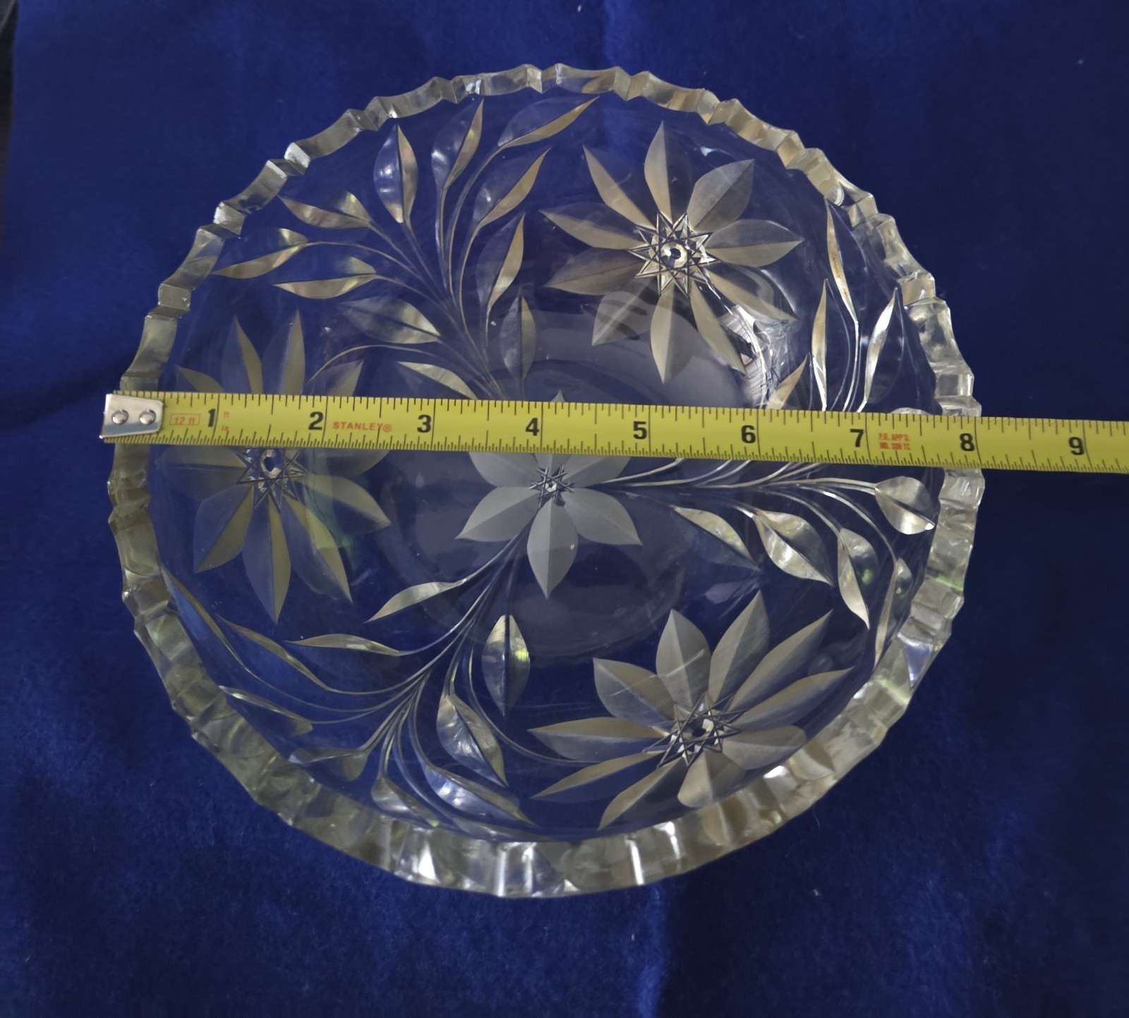 Vintage Lead Crystal Cut Floral Bowl 8″ Heavy 2.1 lb Scalloped Rim