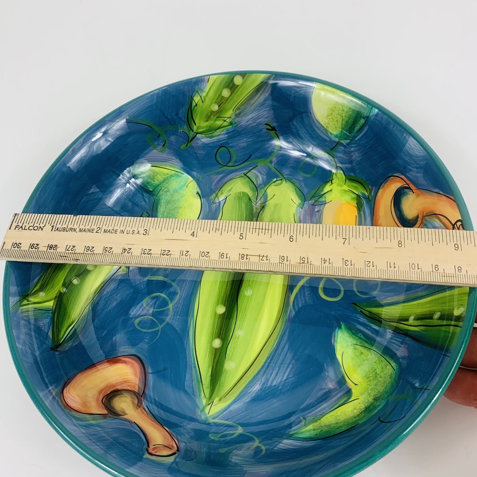 Linda Montgomery 9.5″ Salad Bowl Provence Certified International Snap Peas Pods