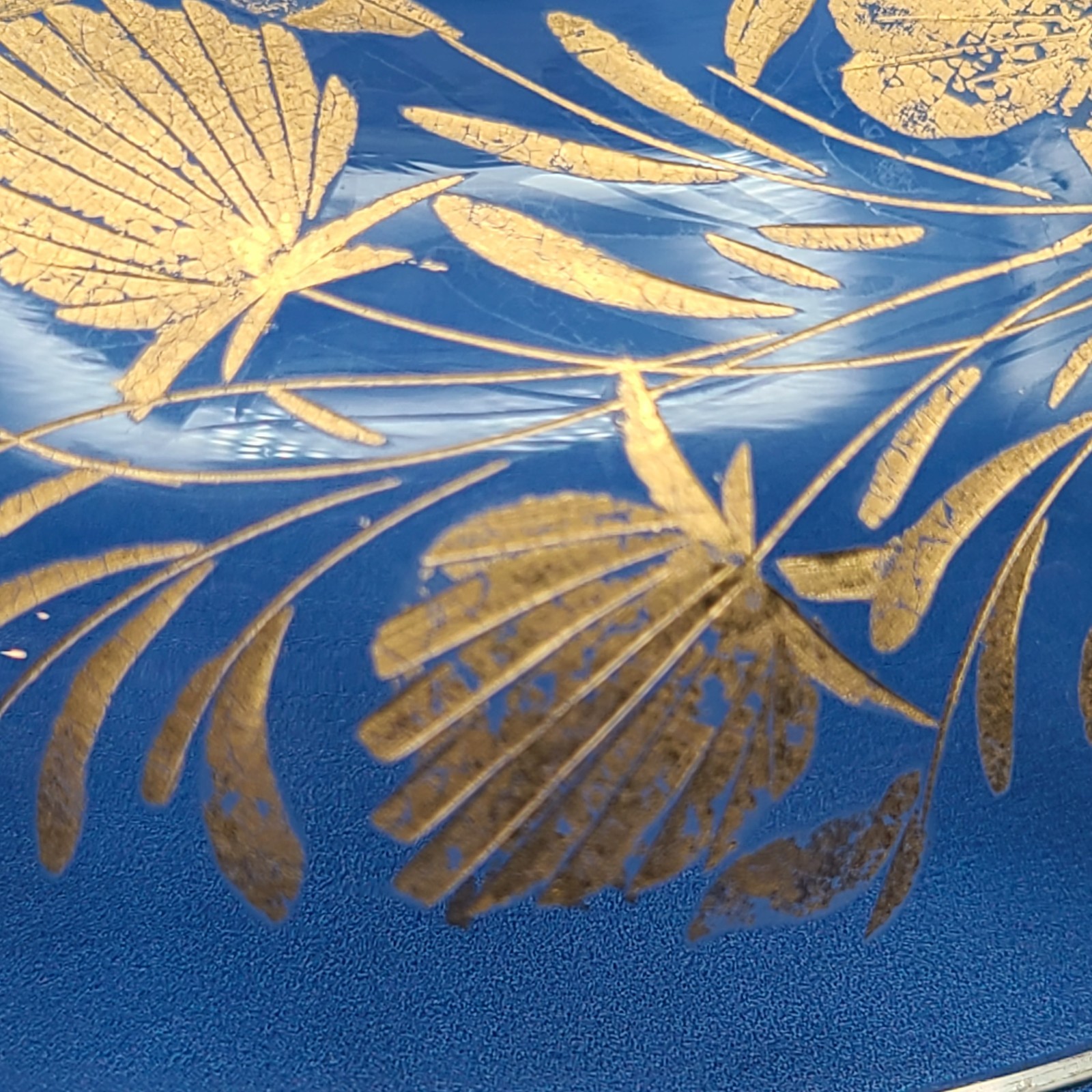 Antique Bohemian Intaglio Engraved Gold Clover Tazza Compote 5.5″ Diam FREE SHIP