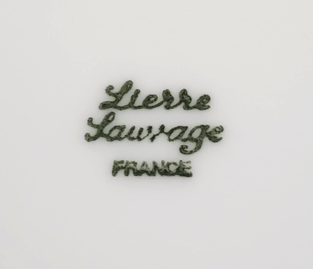 (8) DANSK LIMOGES LIERRE SAUVAGE IVY WHITE RIM EMBOSSED 8 3/4″ BOWLS FRANCE