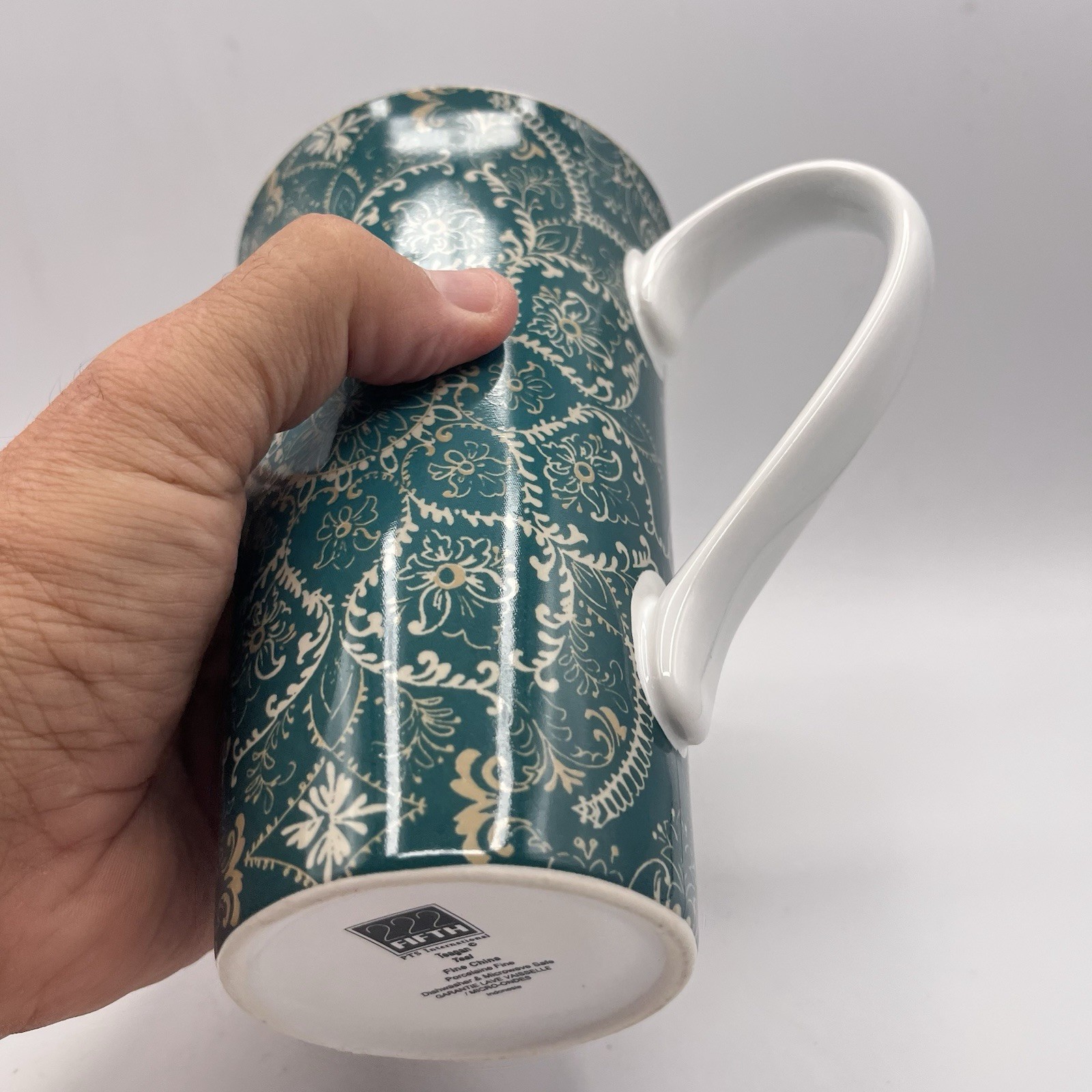 222 Fifth Dinnerware Teagan Teal Pattern Latte Mug 6 1/4″ x 4″