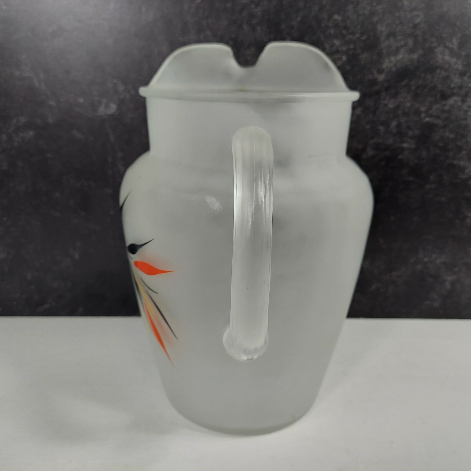 Frosted Cold Drink Juice Pitcher 2-Quart Red Black Gold Bamboo Design MCM VTG
