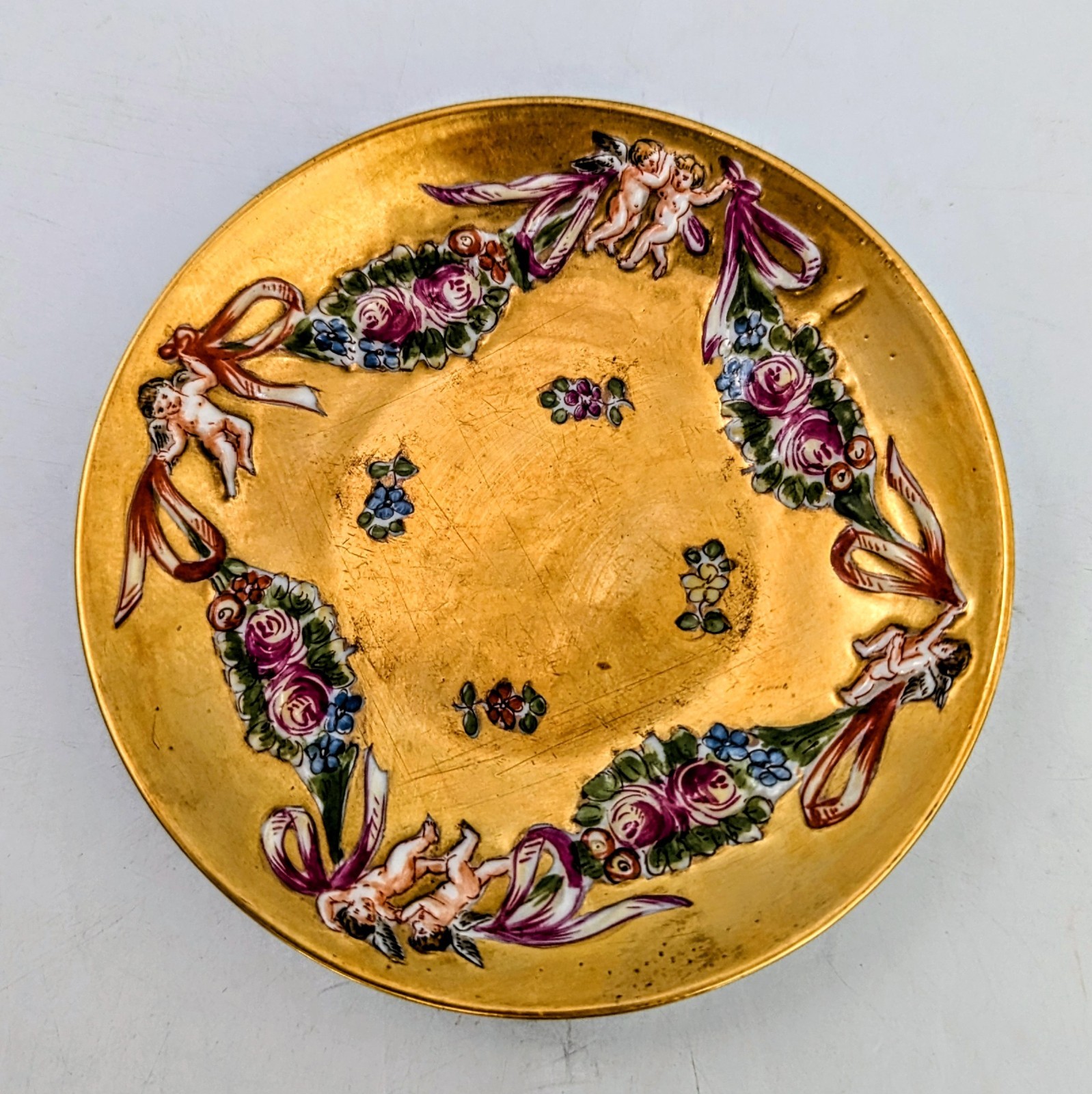 Antique 19th Century Gold Capodimonte Cherub Design Demitasse Cup Saucer N