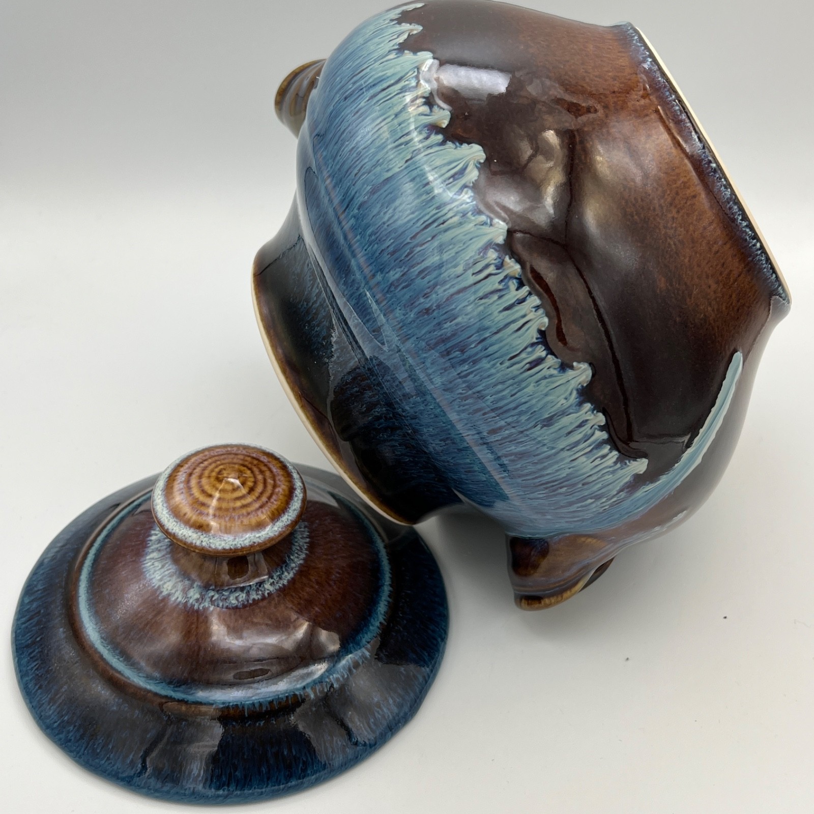 BILL CAMPBELL Studio Art Pottery Porcelain Jar Blue Drip Glaze RARE MINT