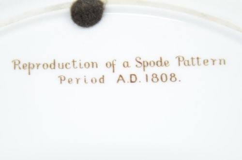 Spode Black Rose Garland 10.3″ Dinner Plate – Reproduction of Spode Pattern 1808