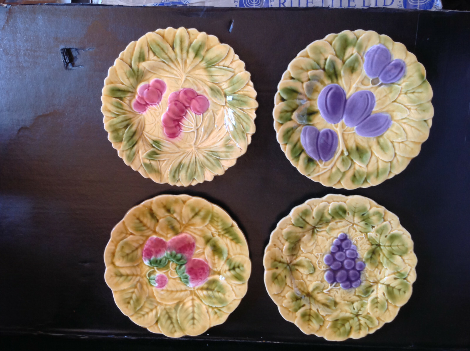 Four (4) Sarreguemines, France Majolica Fruit Salad Plates 7.5″