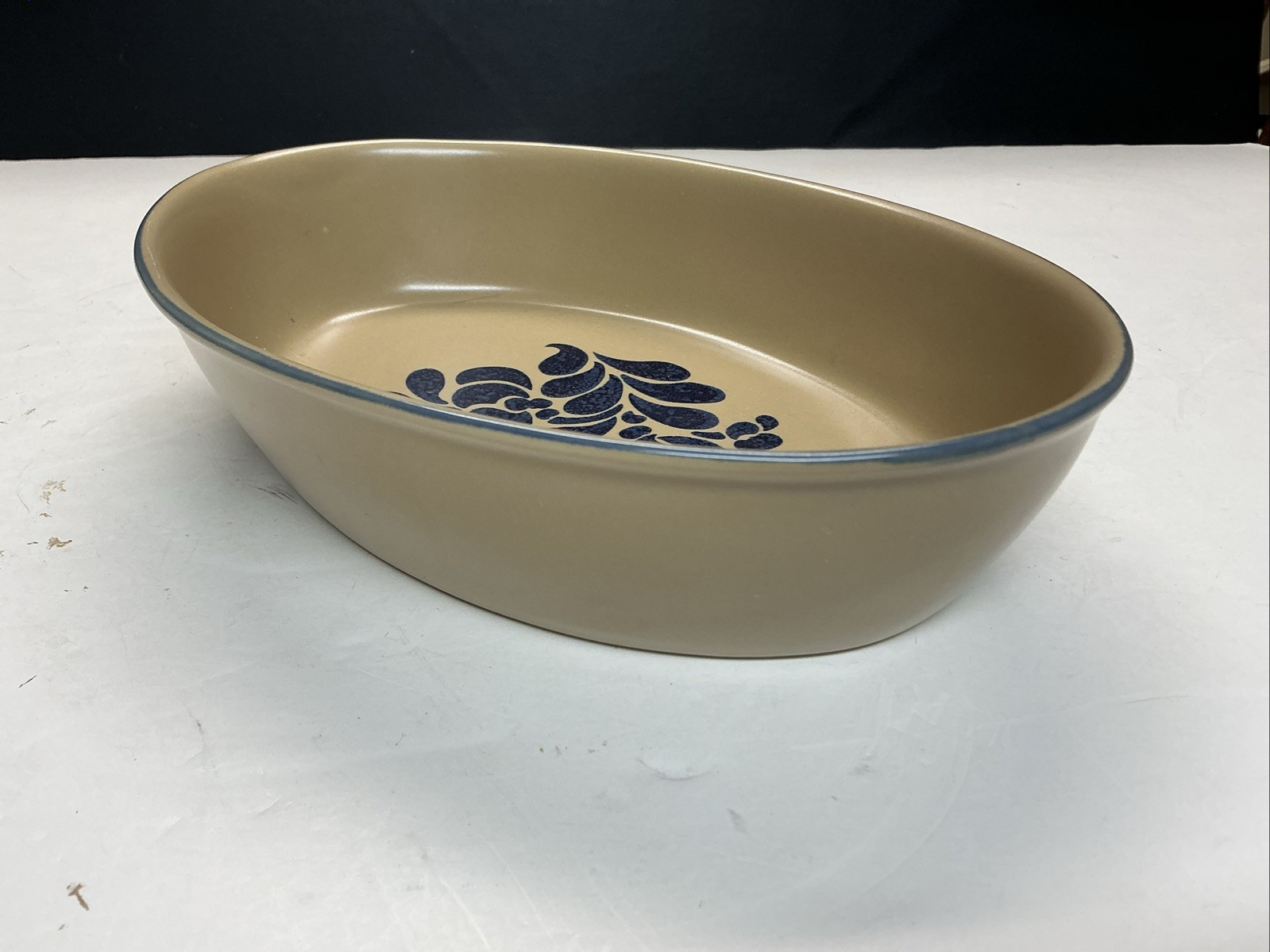 Vintage Pfaltzgraff Folk Art Oval Vegetable Serving Bowl 7” X 11”