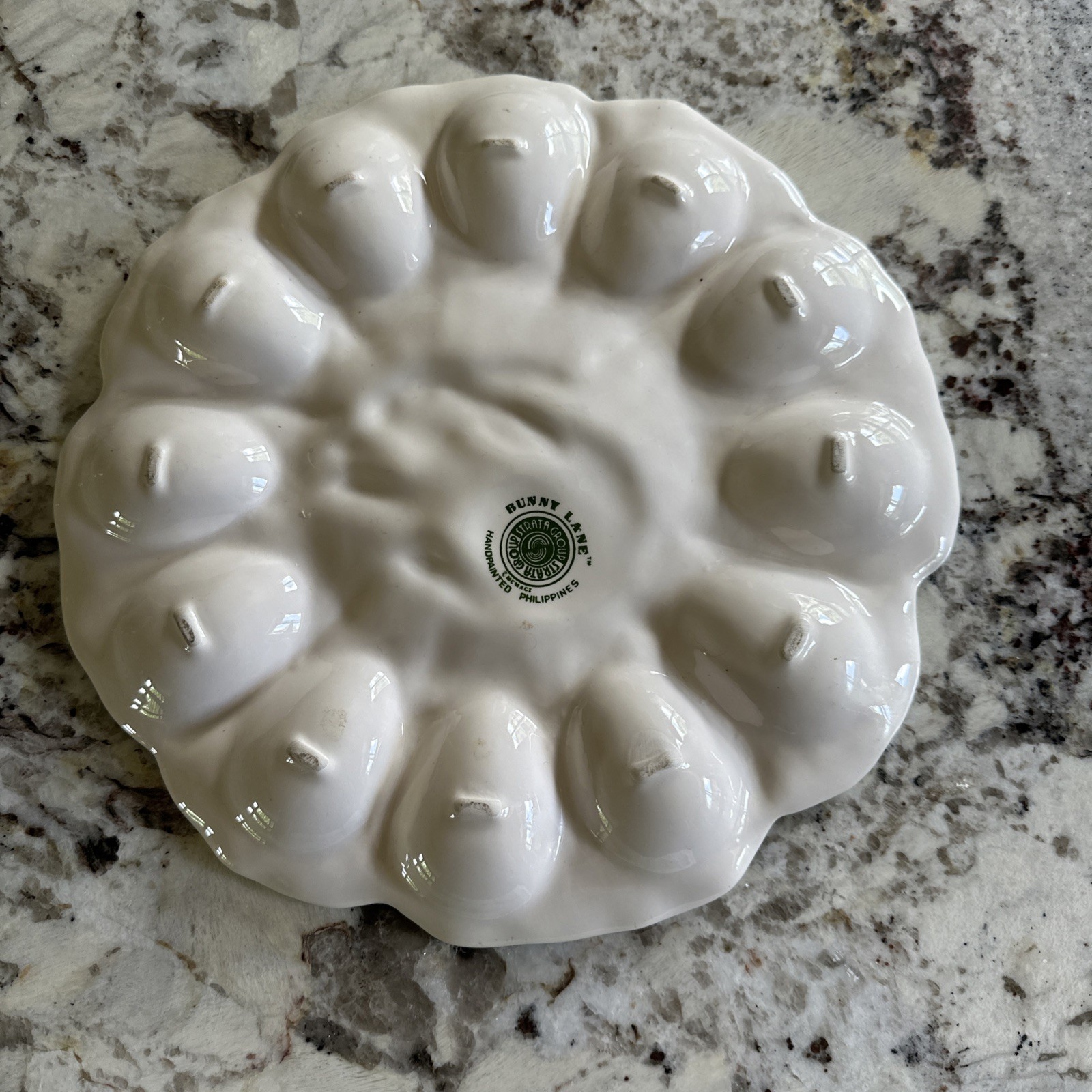 Vintage Strata Bunny Lane Deviled Egg Platter Green Cabbage Easter Rabbit