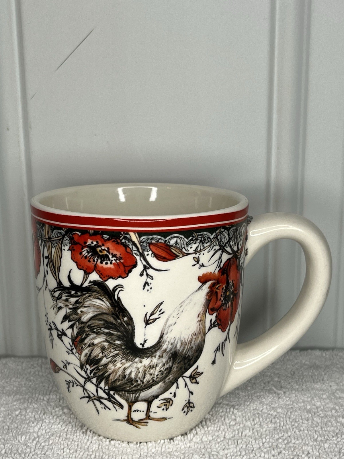 CRACKER BARREL Susan Winget Stoneware Farmhouse Rooster Coffee Mug Cup EXCELLENT