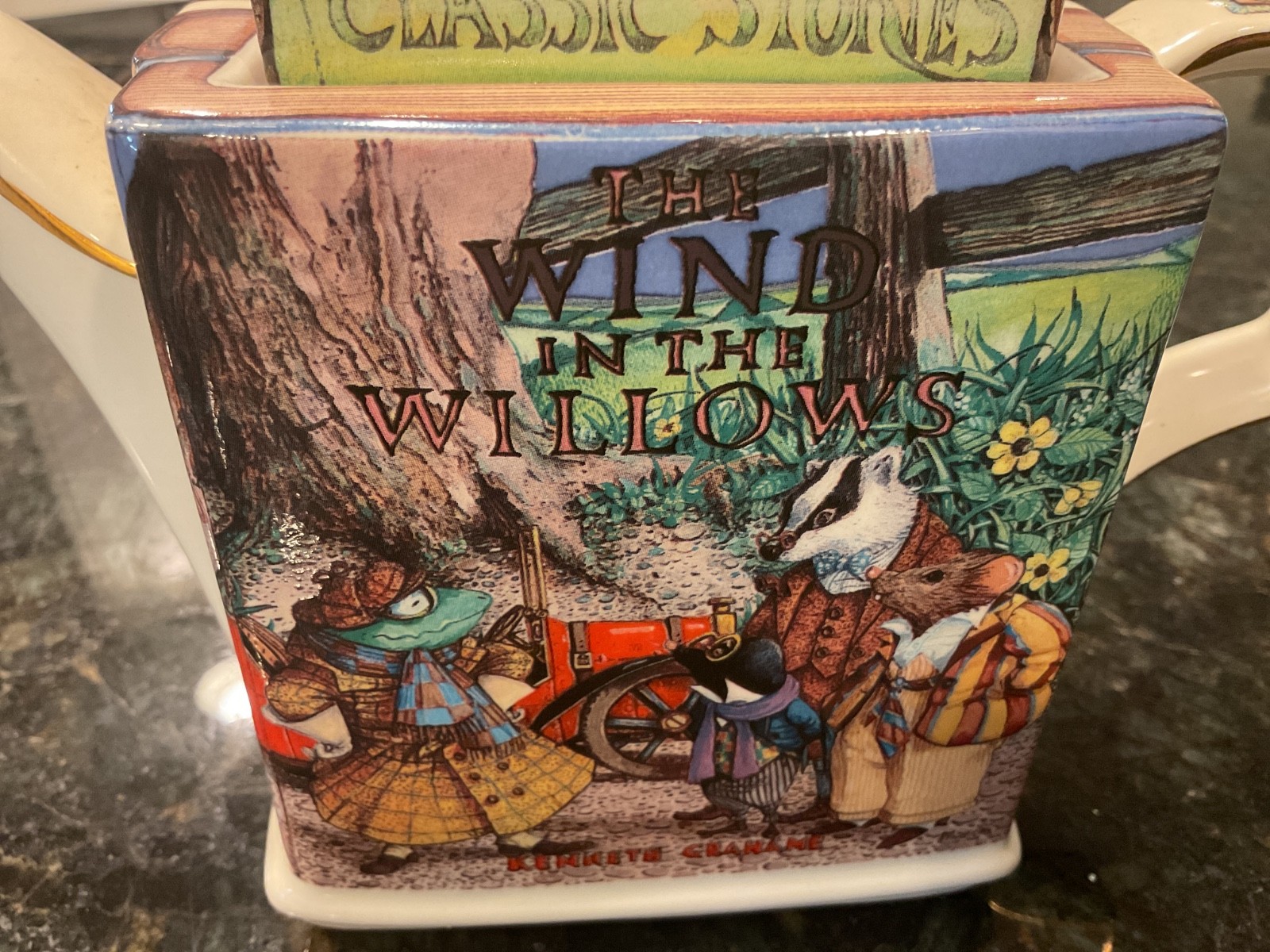 James Sadler Windsor Teapot “WIND IN THE WILLOWS” Kenneth Graham Mint Condition