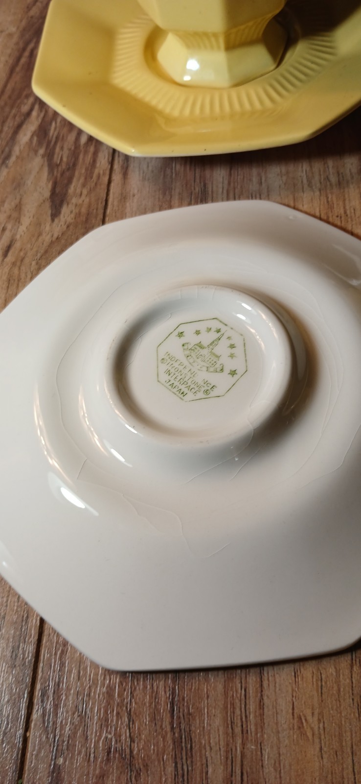 Independence Ironstone vintage daffodil yellow Tea Cup With Saucers Serves 4