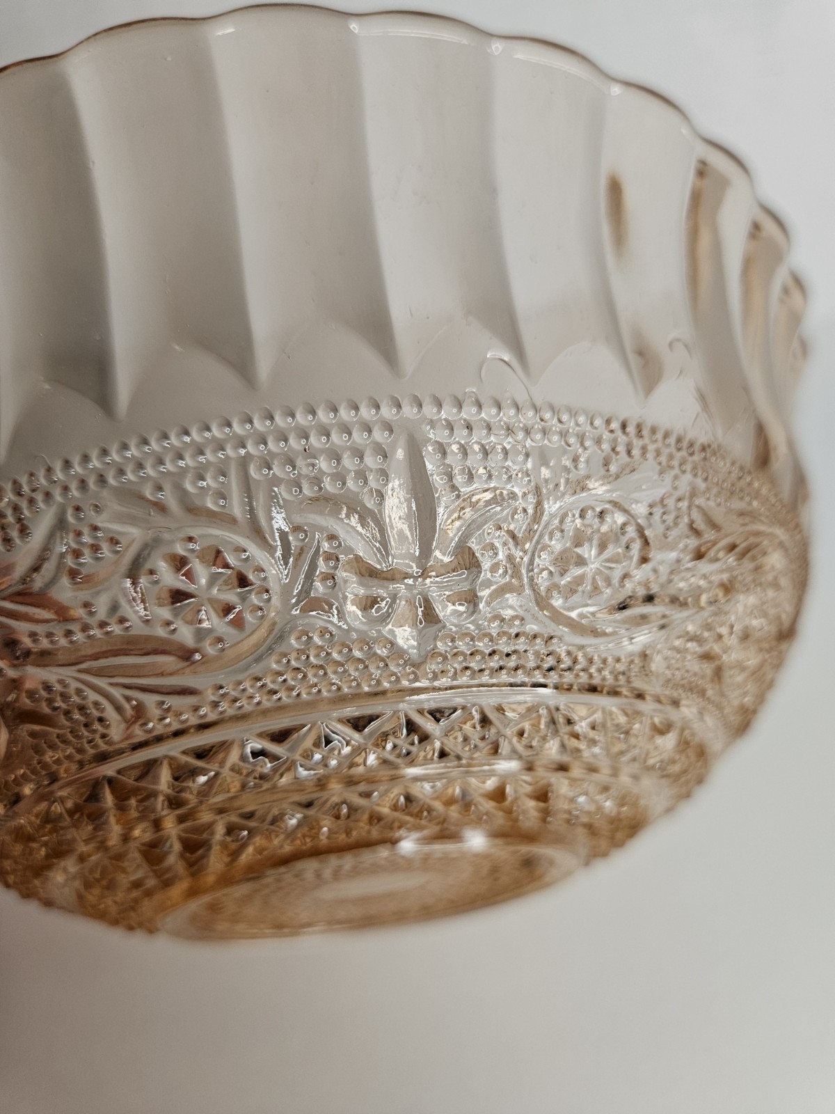 KIG Indonesia Pink Pressed Glass Serving Bowl “Fleur de Lis” pattern