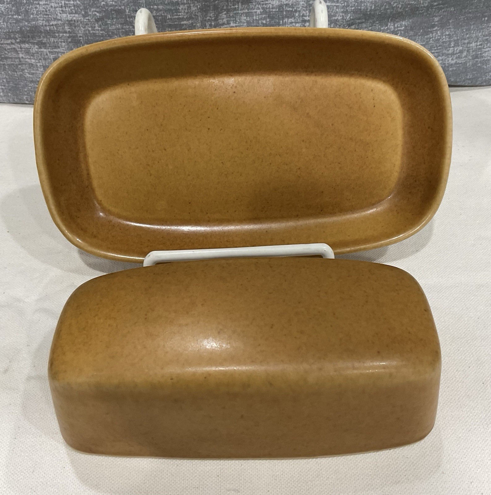Vintage Langely BROWN Butter Dish with Lid 7.5 Inches long EUC