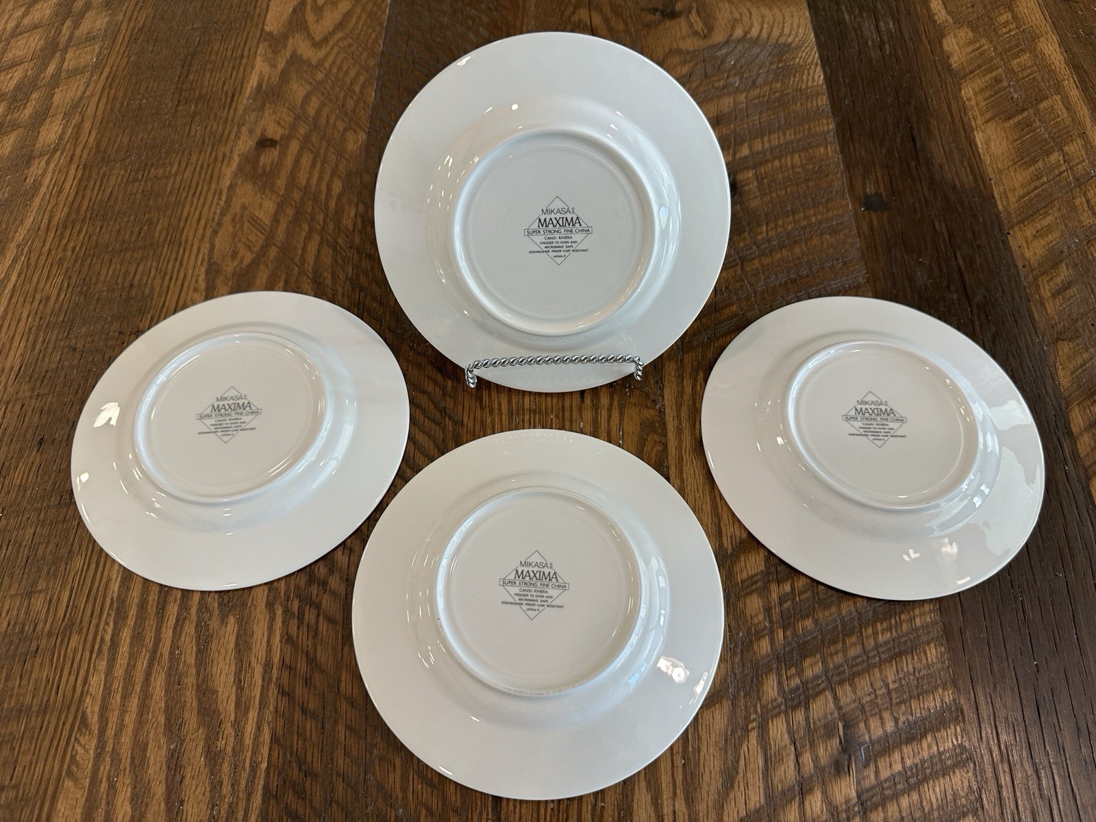 Set of 4 Mikasa Maxima CAN01 Riviera White Bread & Butter Plates 6 5/8″ EUC