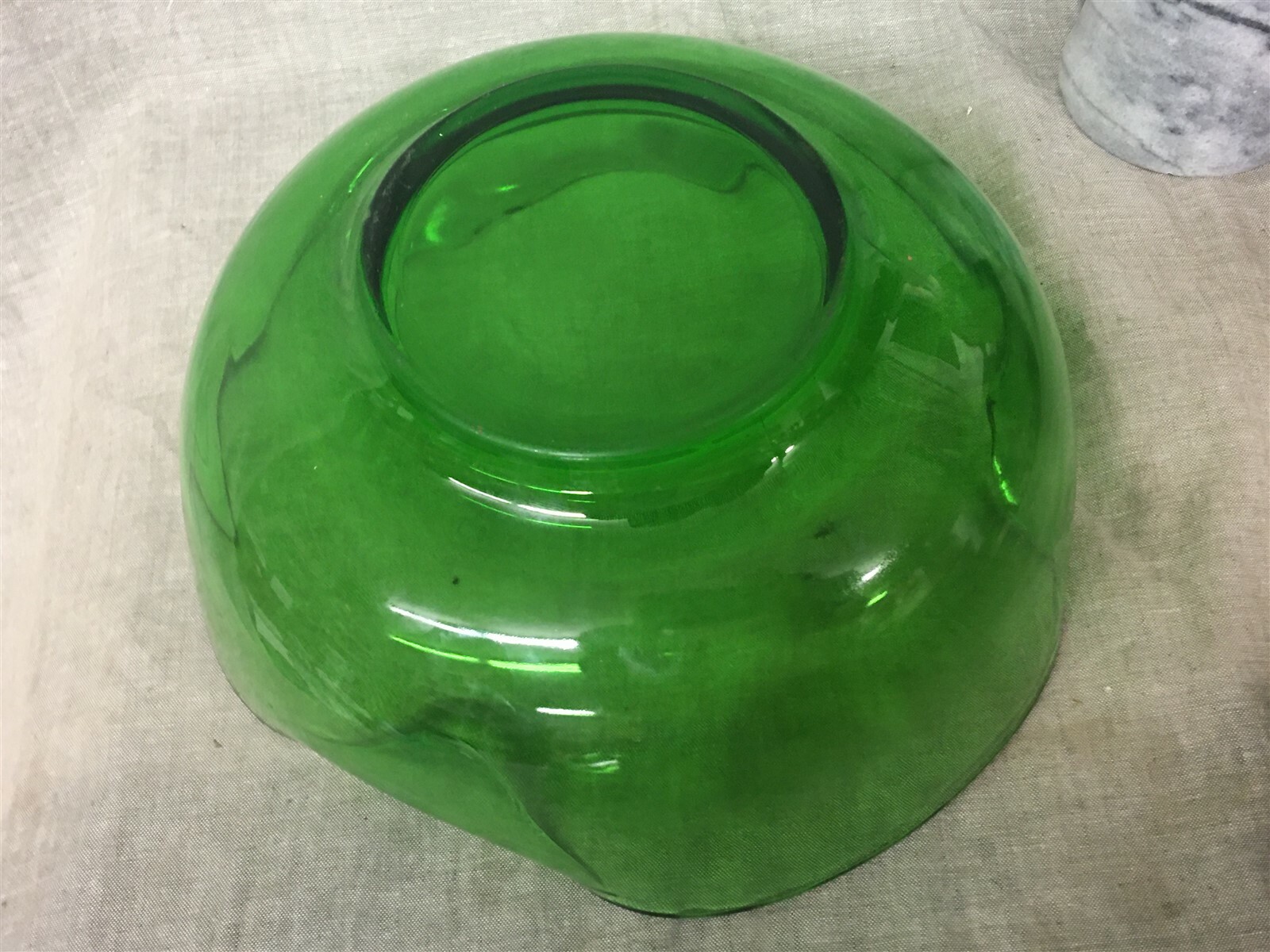 1950-60’s Forest Green Dip & Chip Pinched Side Bowl Set of 2