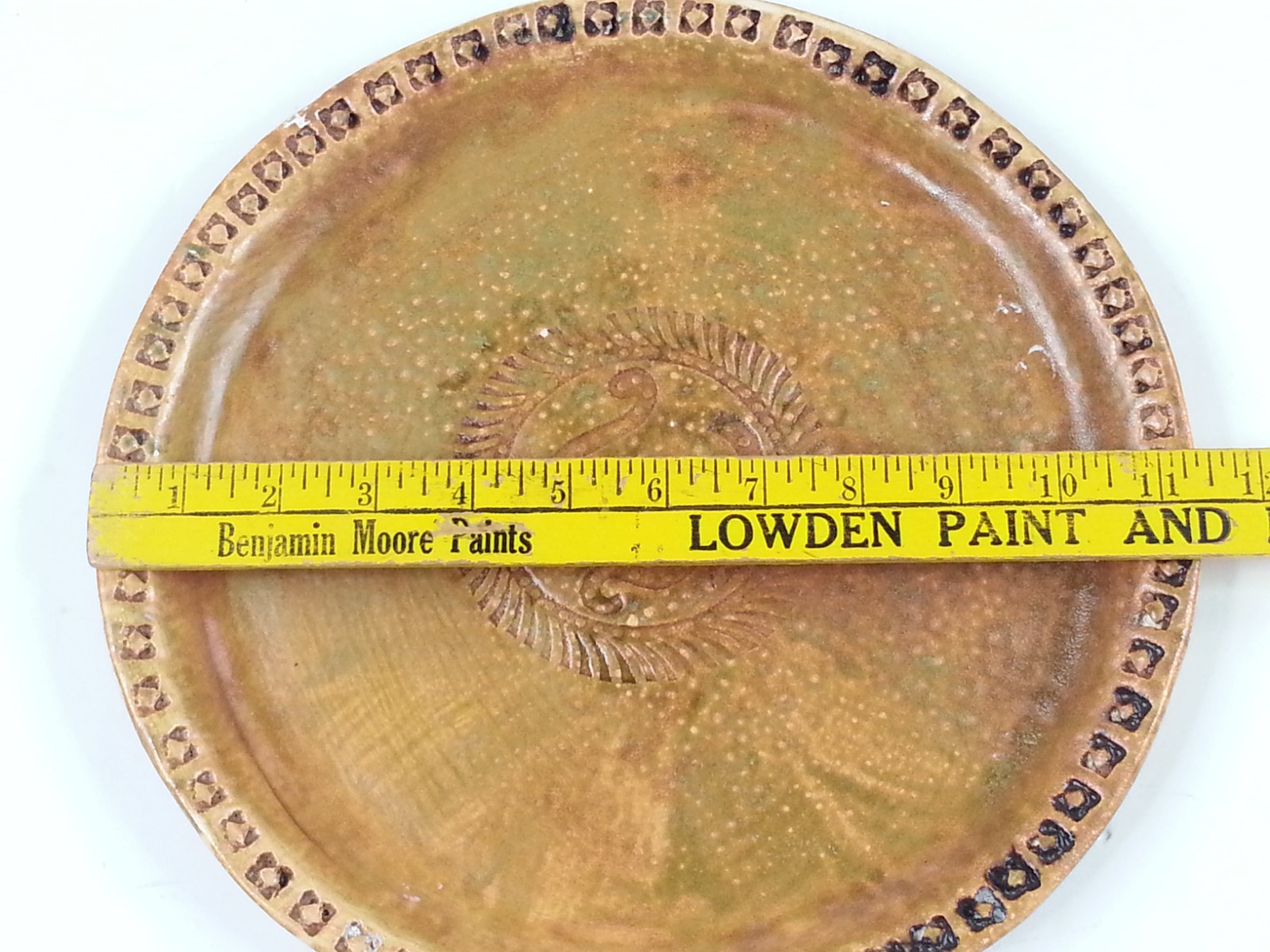 Art Pottery Round Tray Artisan Signed Sharmon 11.5 Inch Platter Om Sign