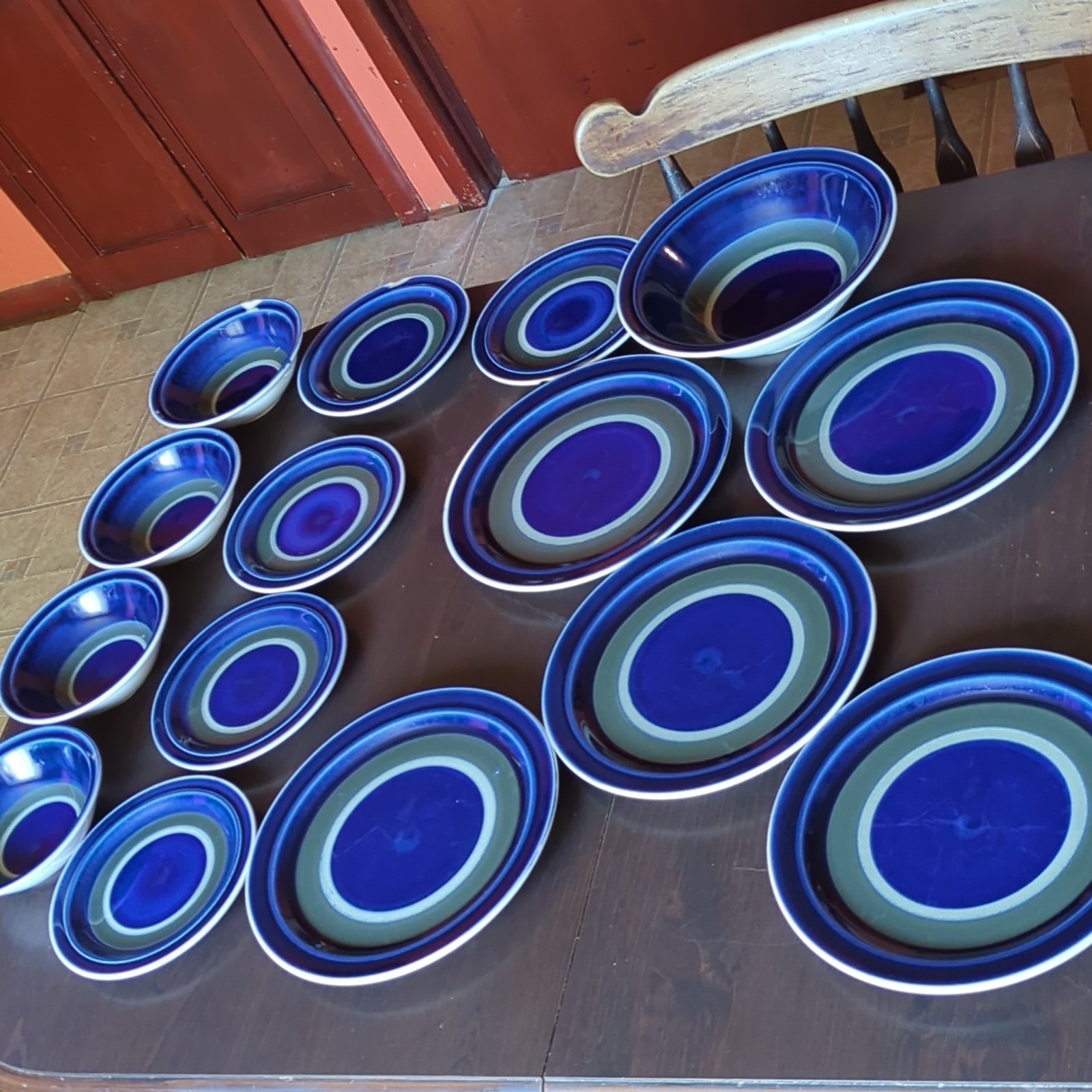 Style House Cobalt Blue Glossy Ceramic Dinner Set Plates Bowls Round Blue Green