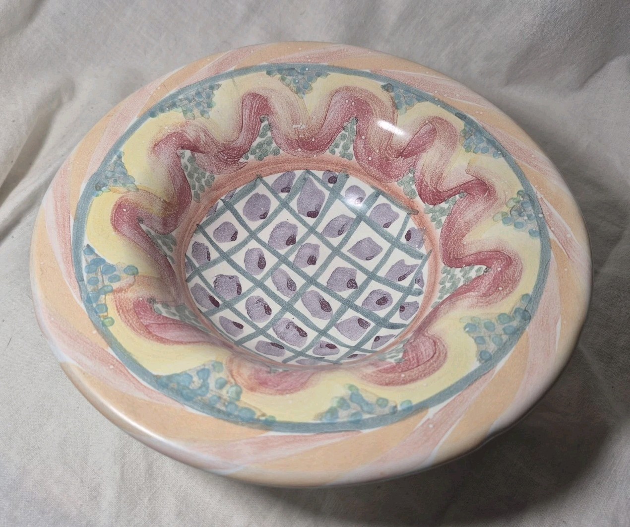 Vintage 1992 MacKenzie-Childs Keukenhof Bowl Flat Rim 8 3/8″ Diameter