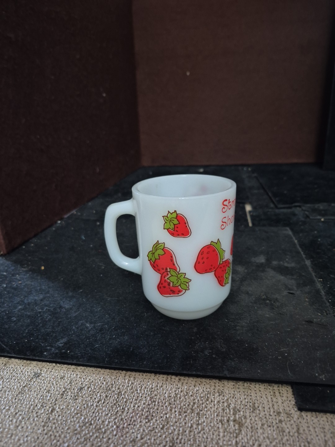 Anchor Hocking Strawberry Shortcake Milk Glass Kids Mug Oven Proof 1980s