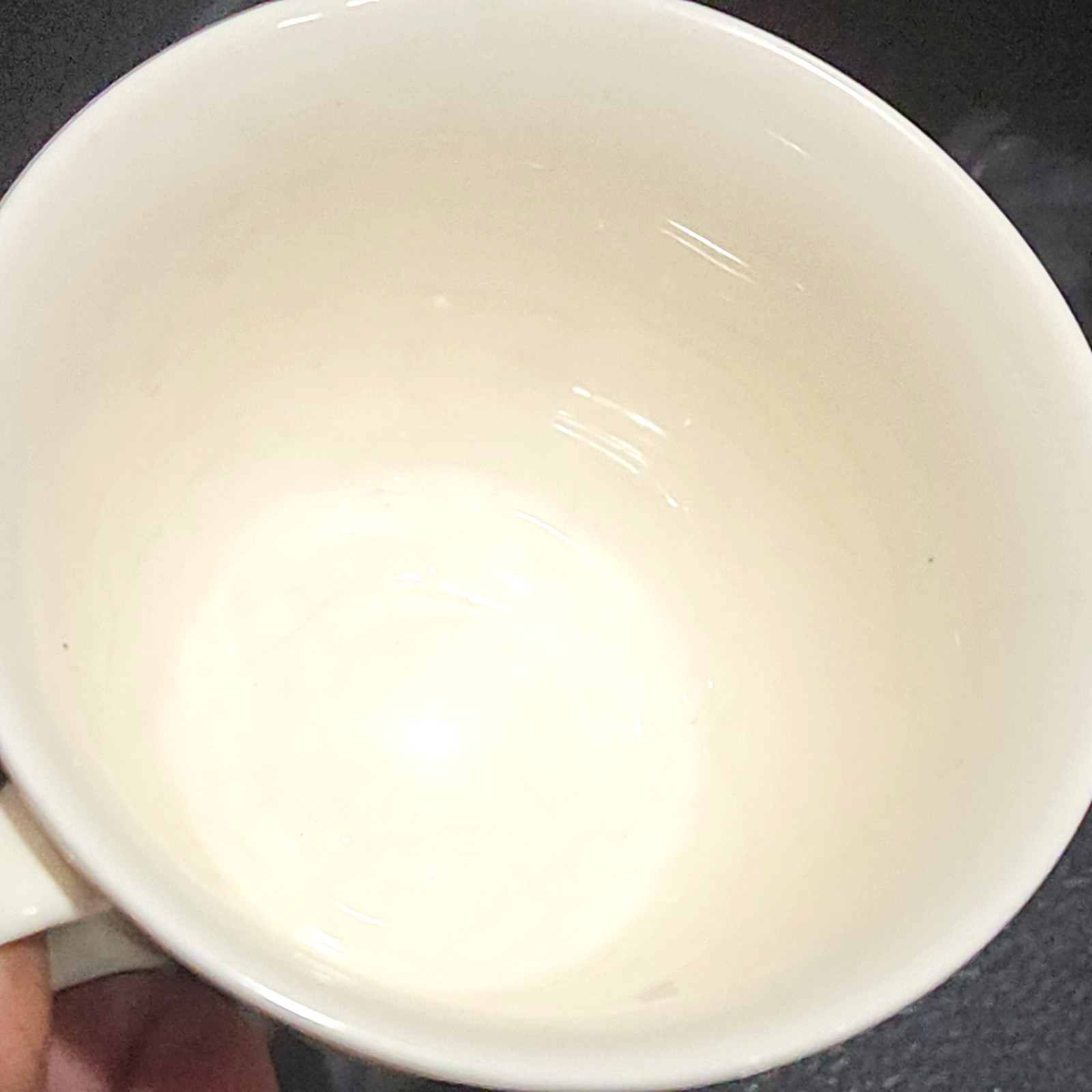 8 Wedgwood Queens Shape IVORY WHITE Footed CHINA TEA Cups 8 OZ as is guc crazing