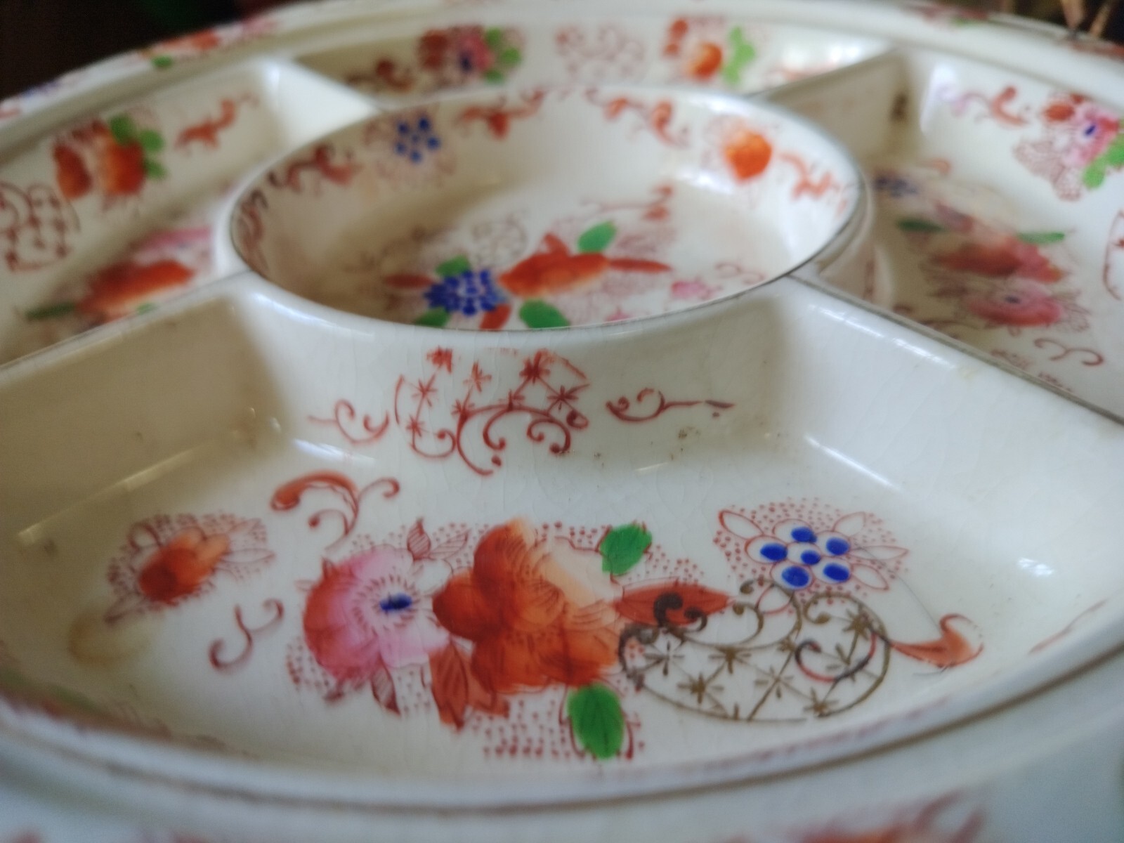 Antique Divided Serving Dish Floral Round Tray Wicker Handle Imari Japan 1940’s