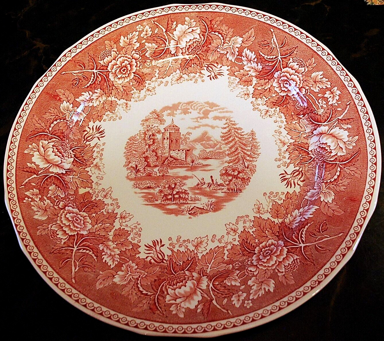 Vtg ‘LANDSCAPE RED’ 14″ Round Chop Plate Platter ARABIA FINLAND Transferware Exc