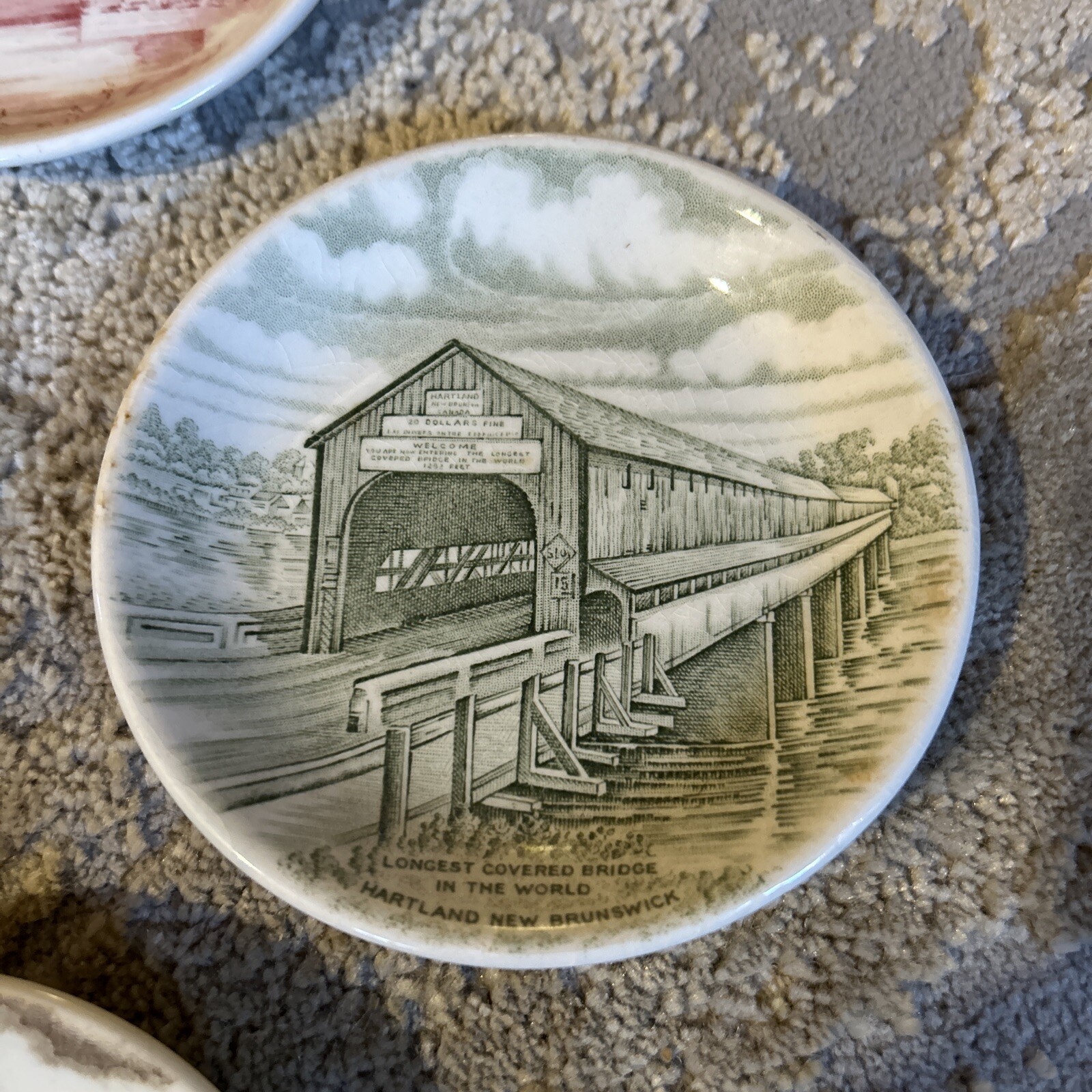 Vintage 4 Wood & Sons England Cupboard Bridge Small Wall Plates England Round￼ ￼