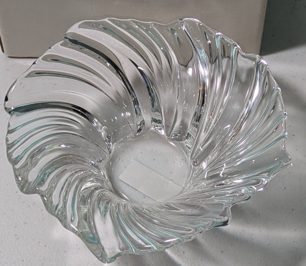Crystal Belle Epoque Small Centerpiece Bowl 8 1/4″ SB000/719 Mikasa