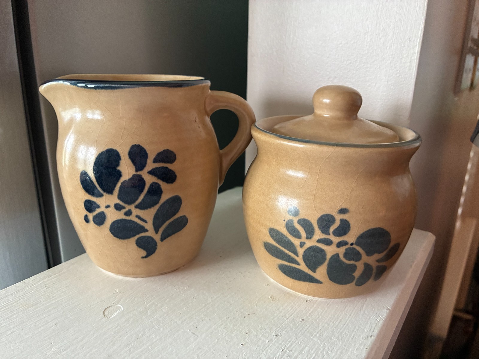 Pfaltzgraff Folk Art Vintage Creamer #024 and Sugar Bowl With Lid #022 USA