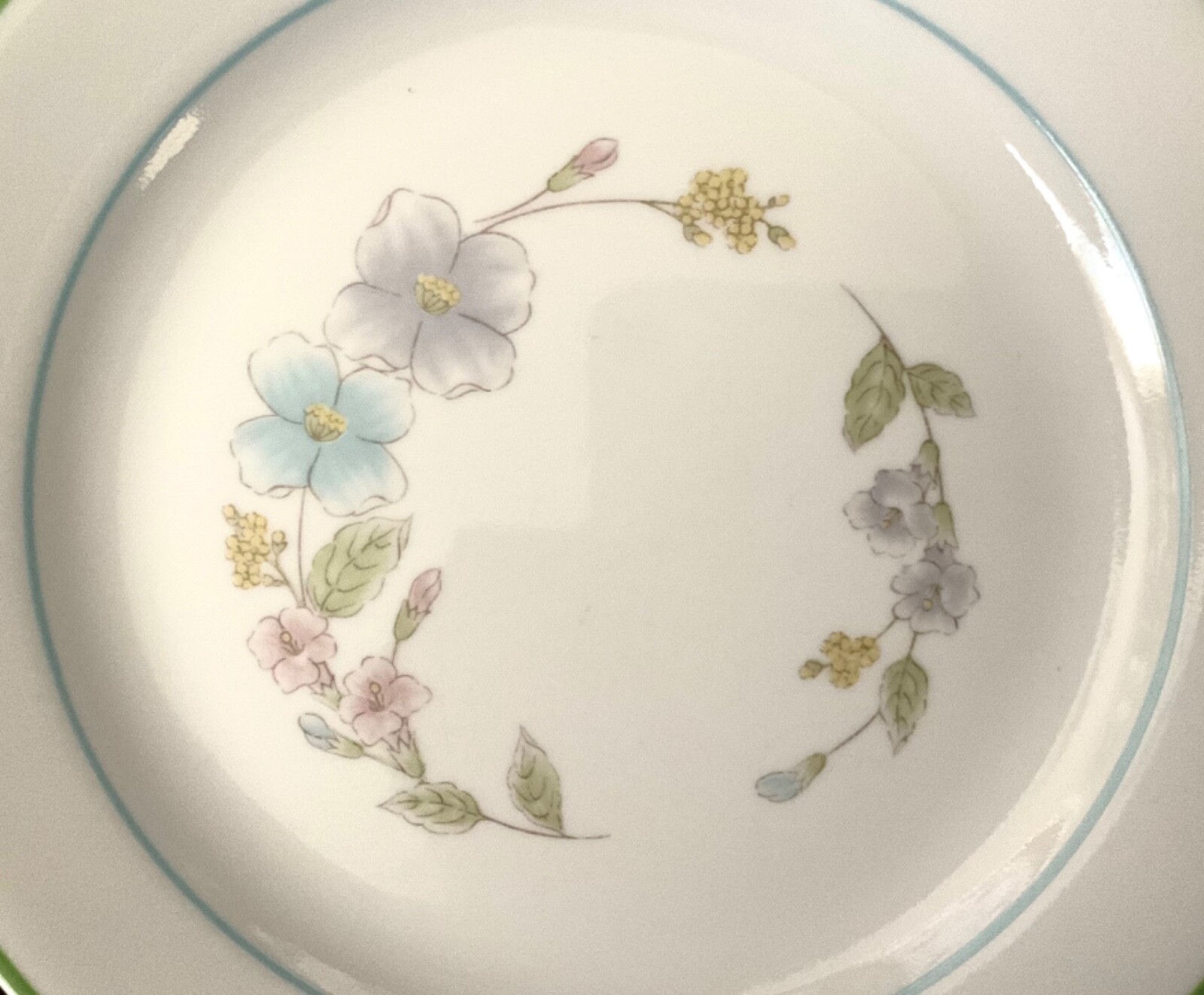 VINTAGE CORELLE ‘PASTEL BOUQUET’ 4~7.25” SALAD PLATES 1985~88 ‘OCCASIONS LINE’
